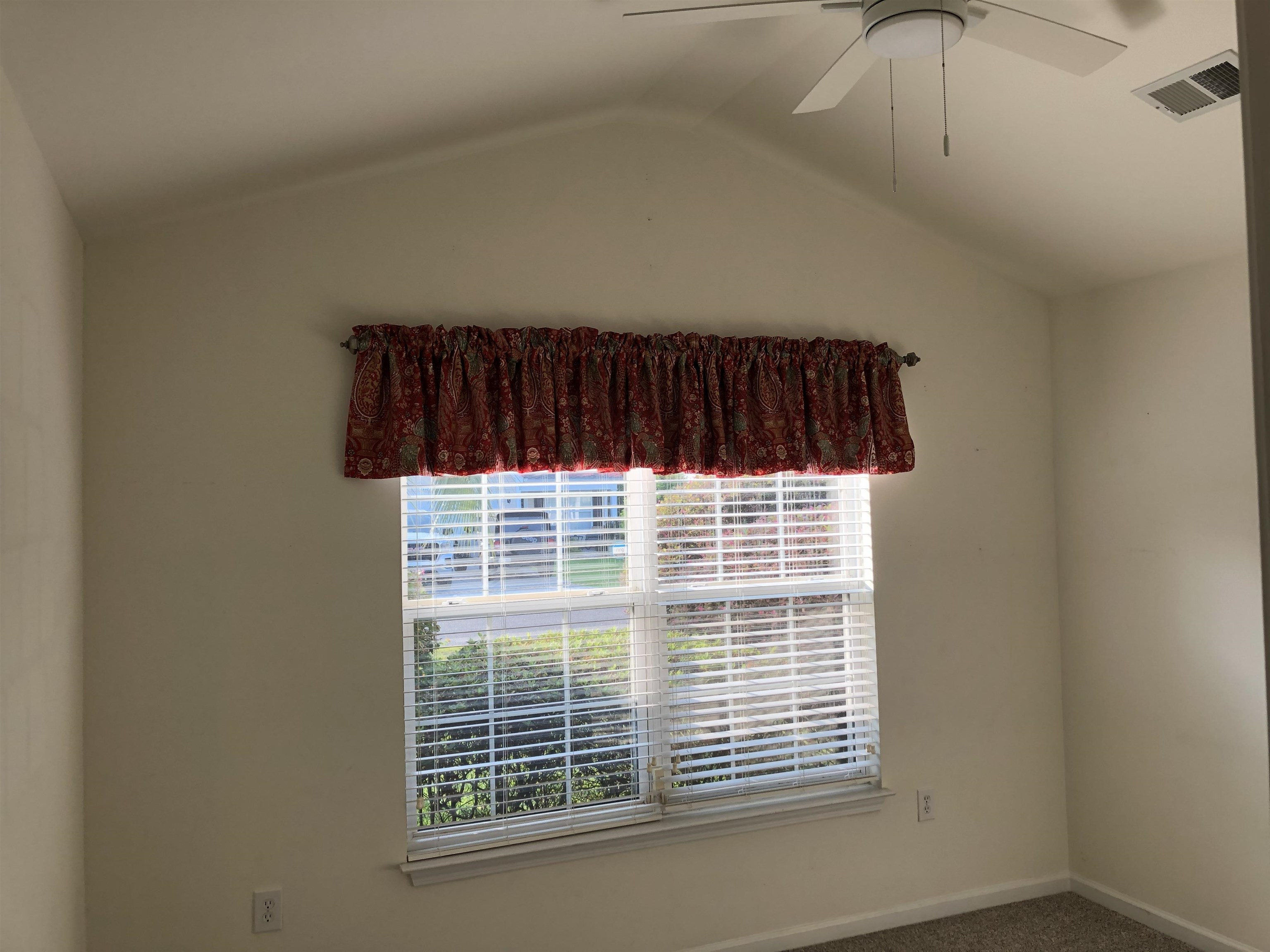 2135 Haystack Way Property Photo 19