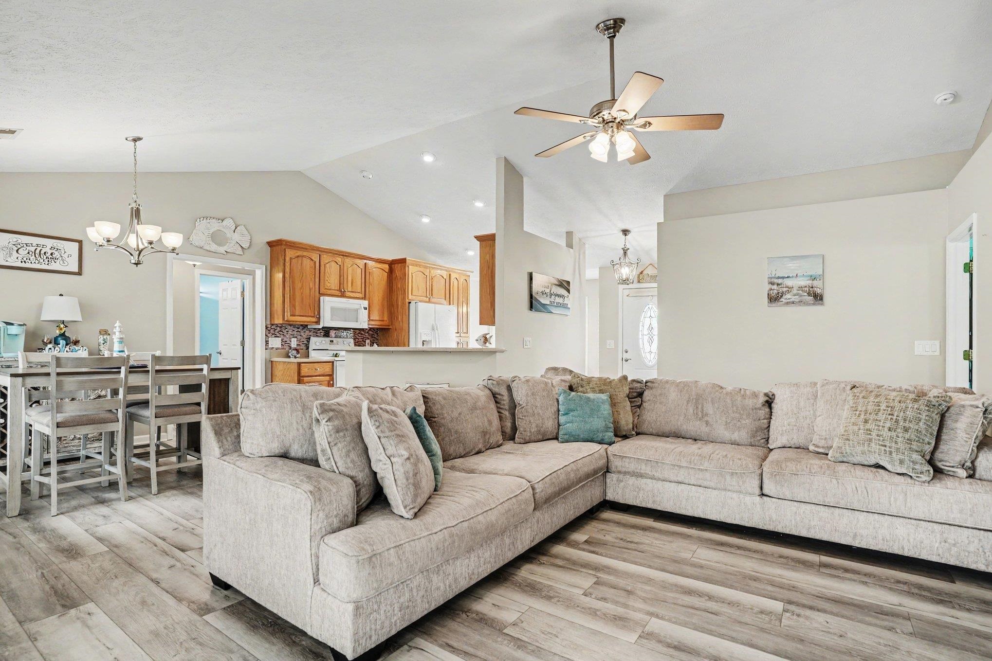 1310 Gailard Dr. Property Photo 13