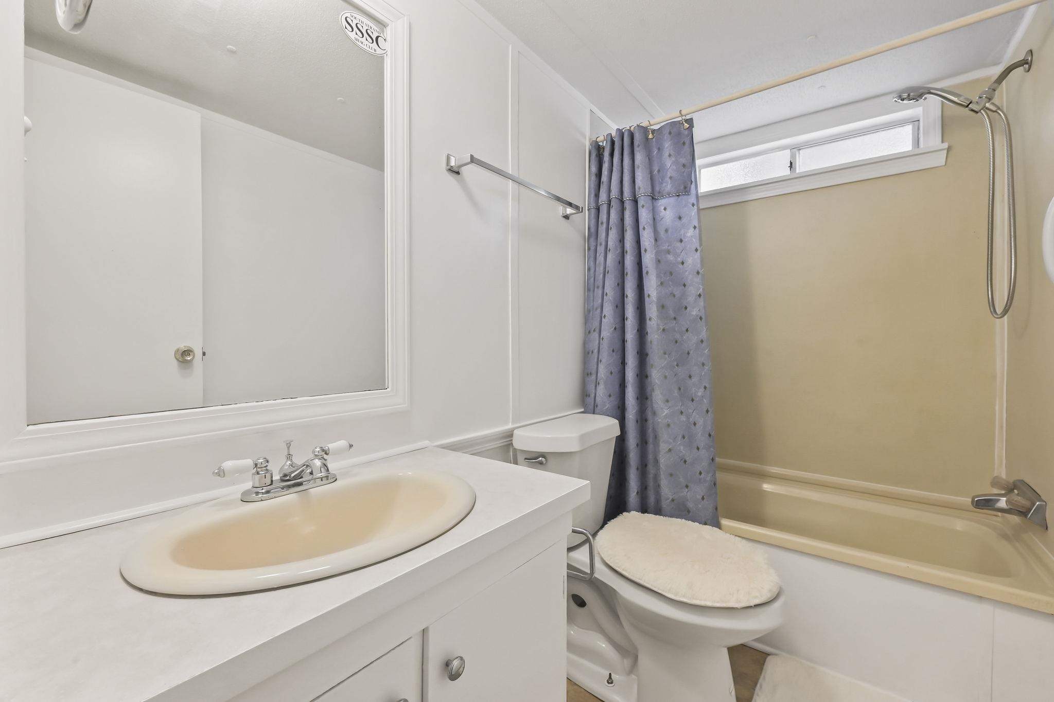 136 Crooked Island Circle Property Photo 12