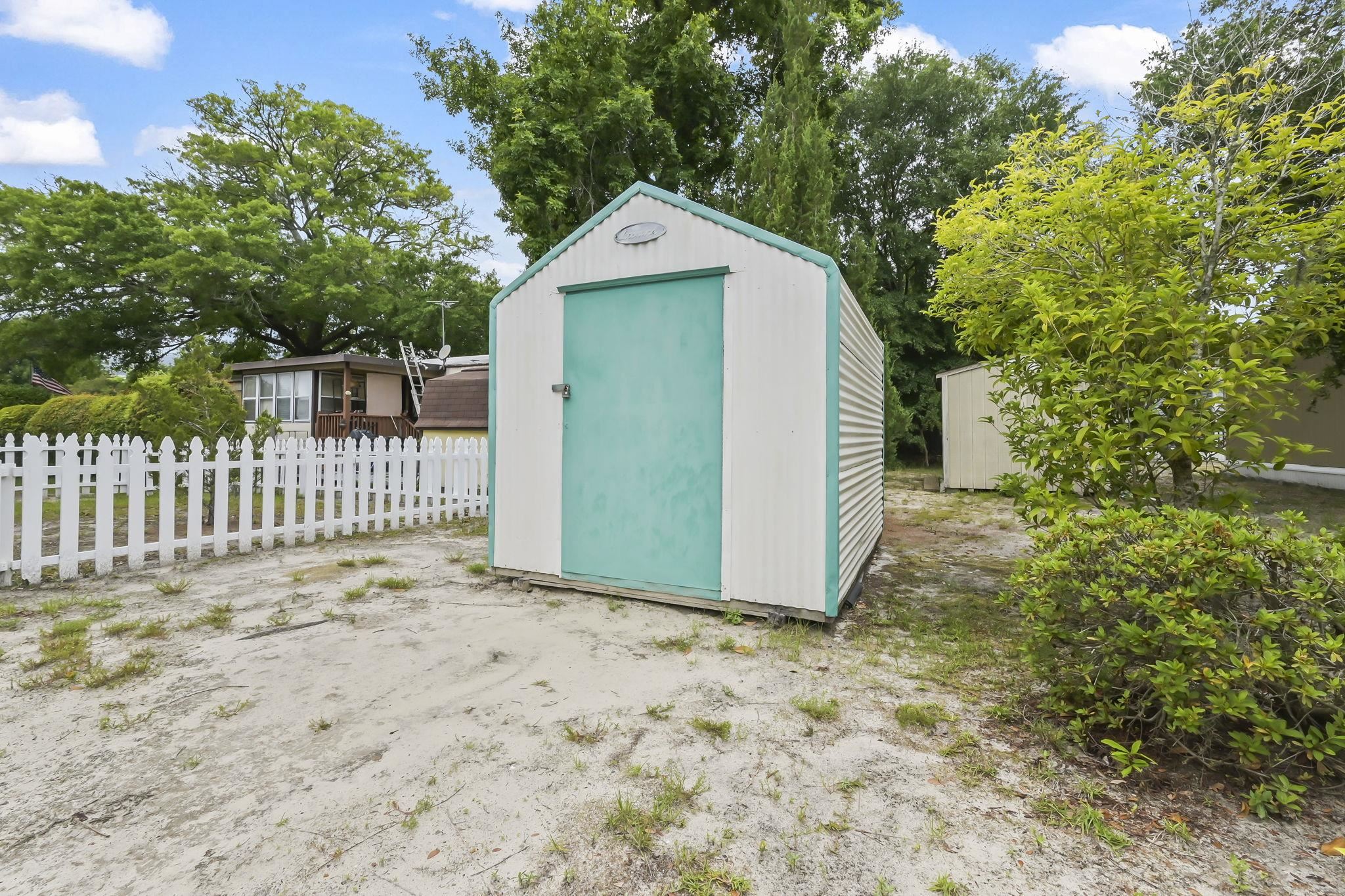 136 Crooked Island Circle Property Photo 25