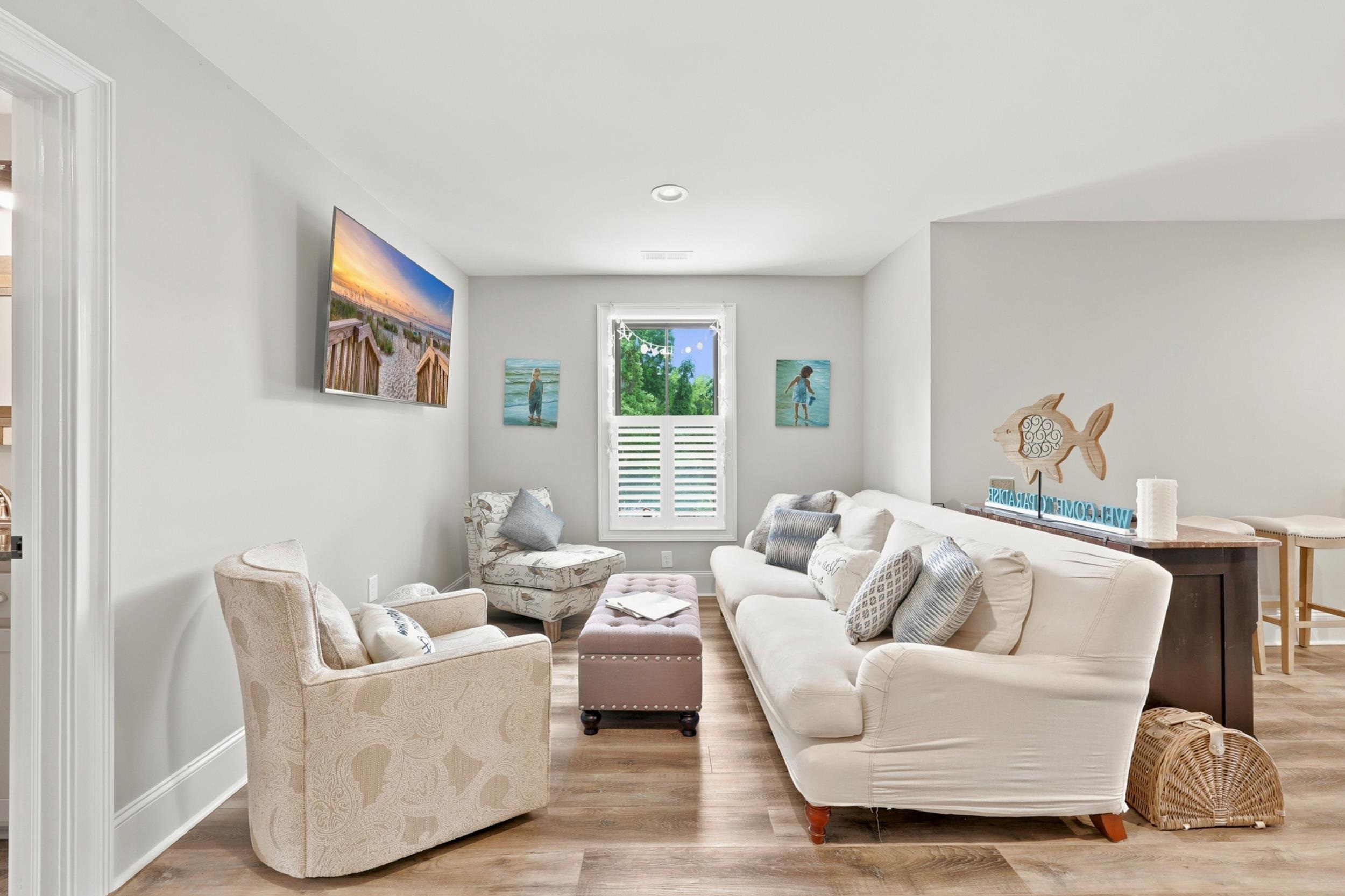 547 Bannockburn Rd. Property Photo 32