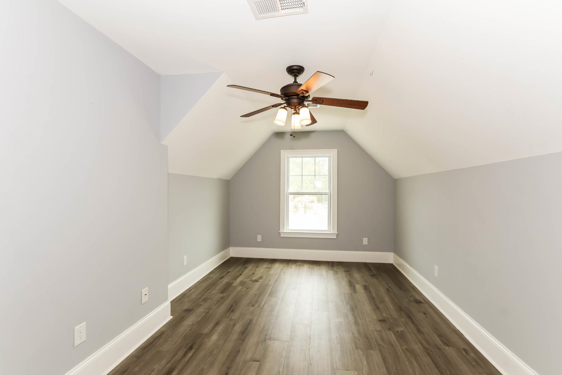 3085 Moss Bridge Ln. Property Photo 15