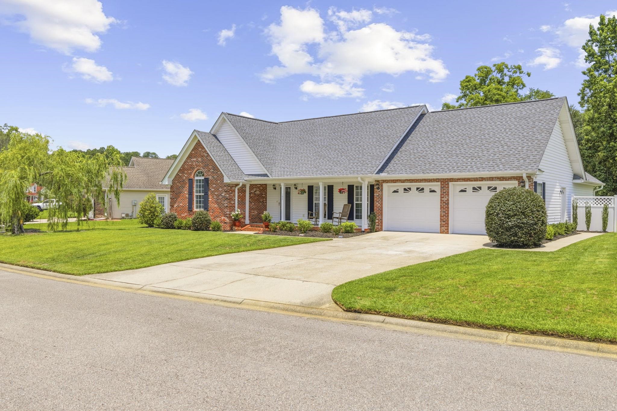 107 Rambling Rose Dr. Property Photo 35