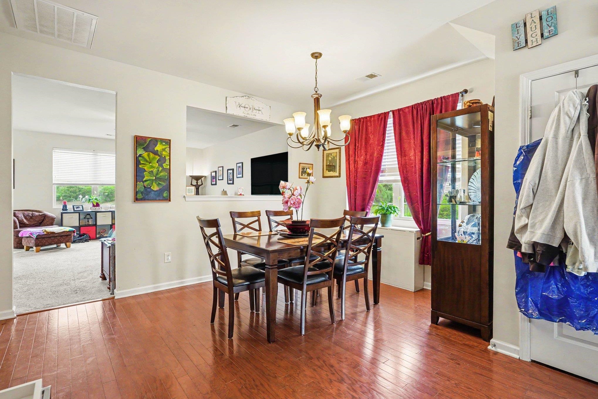 1041 Balmore Dr. Property Photo 3