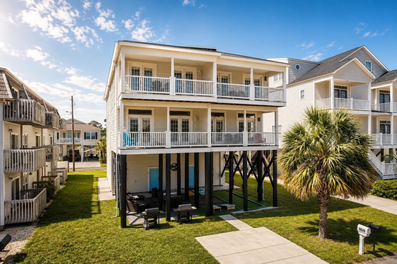 4620 Surf St. Property Photo 1