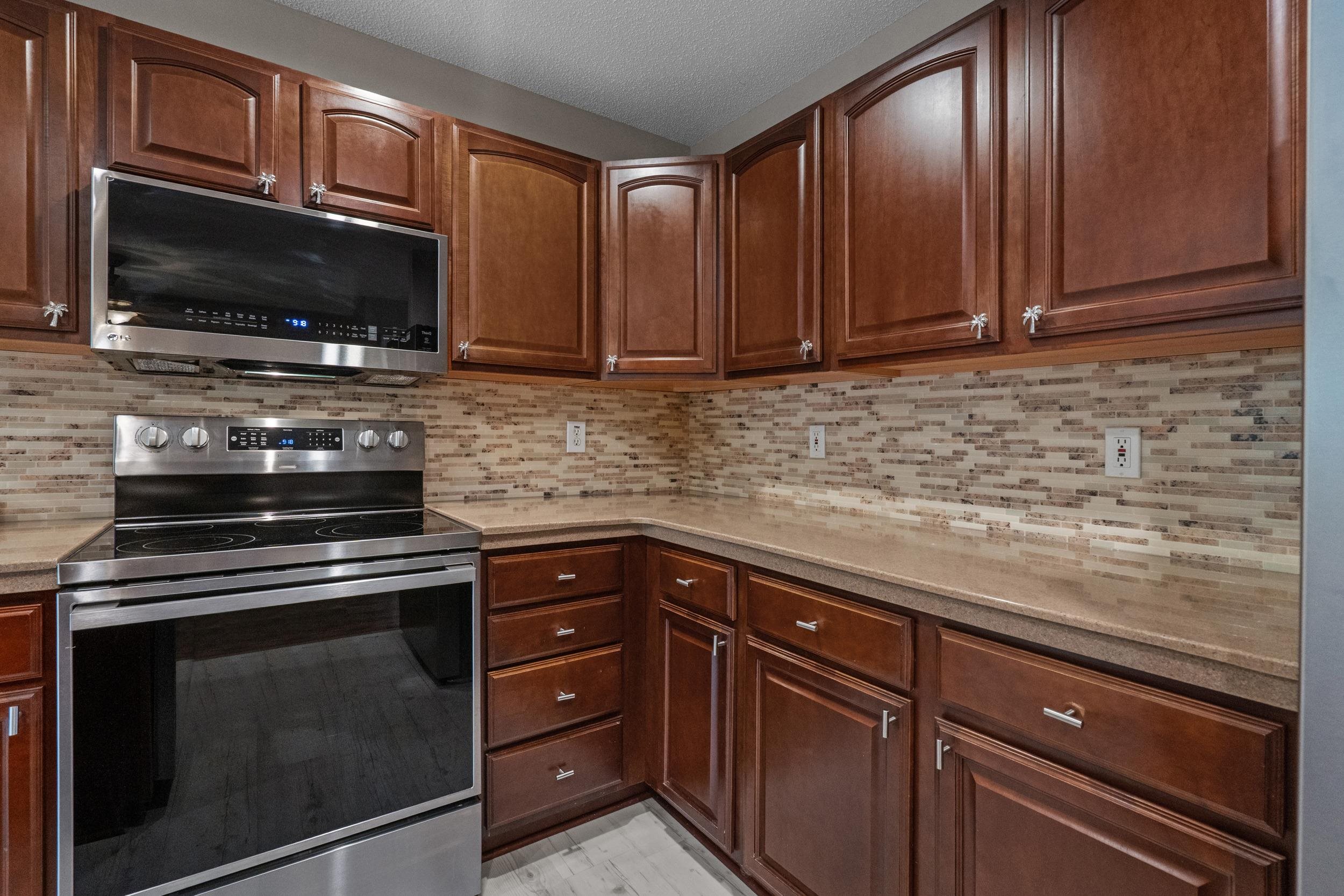 1044 Portico Loop Property Photo 6