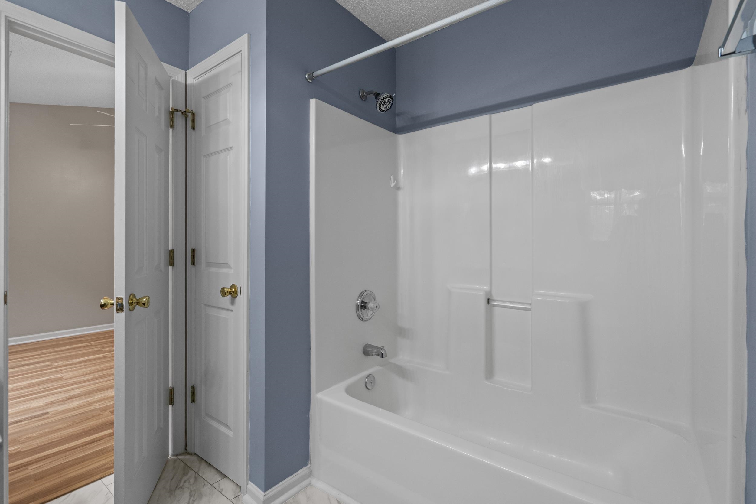 1044 Portico Loop Property Photo 25