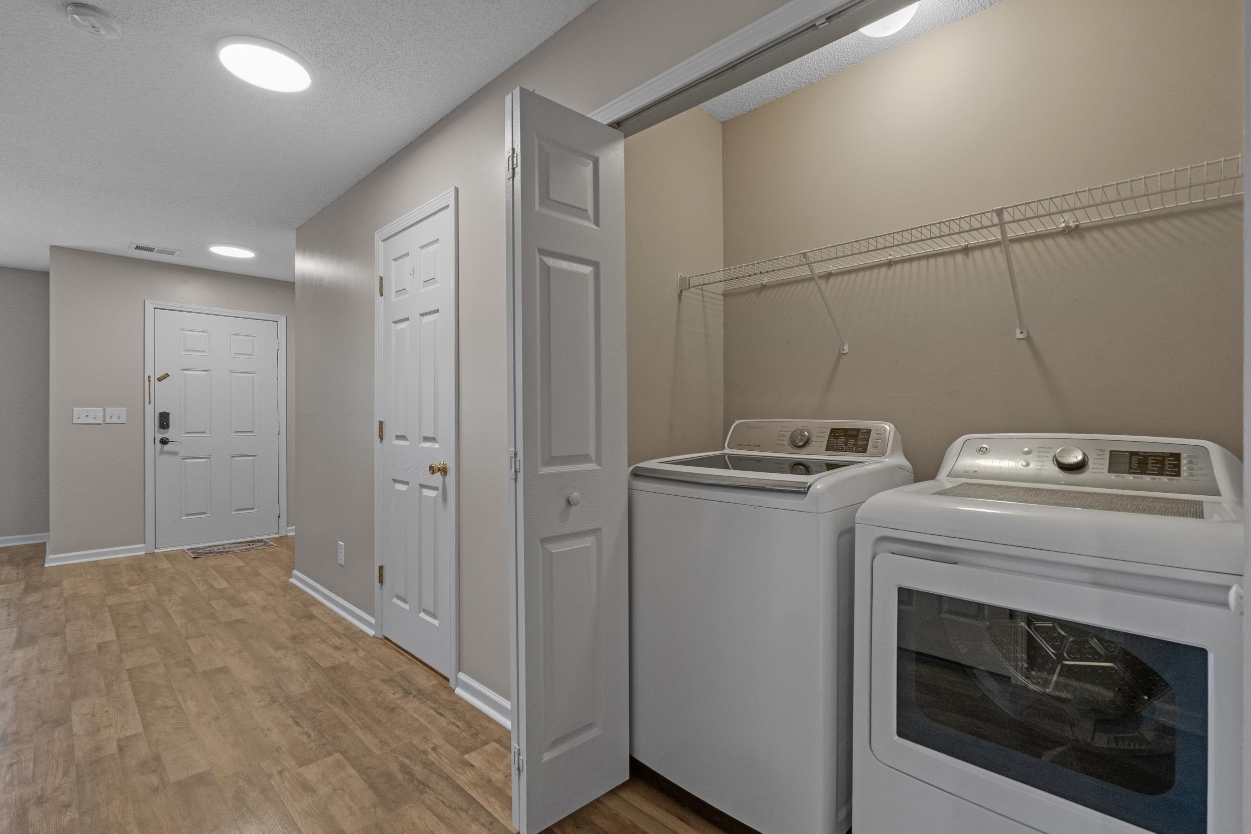 1044 Portico Loop Property Photo 33