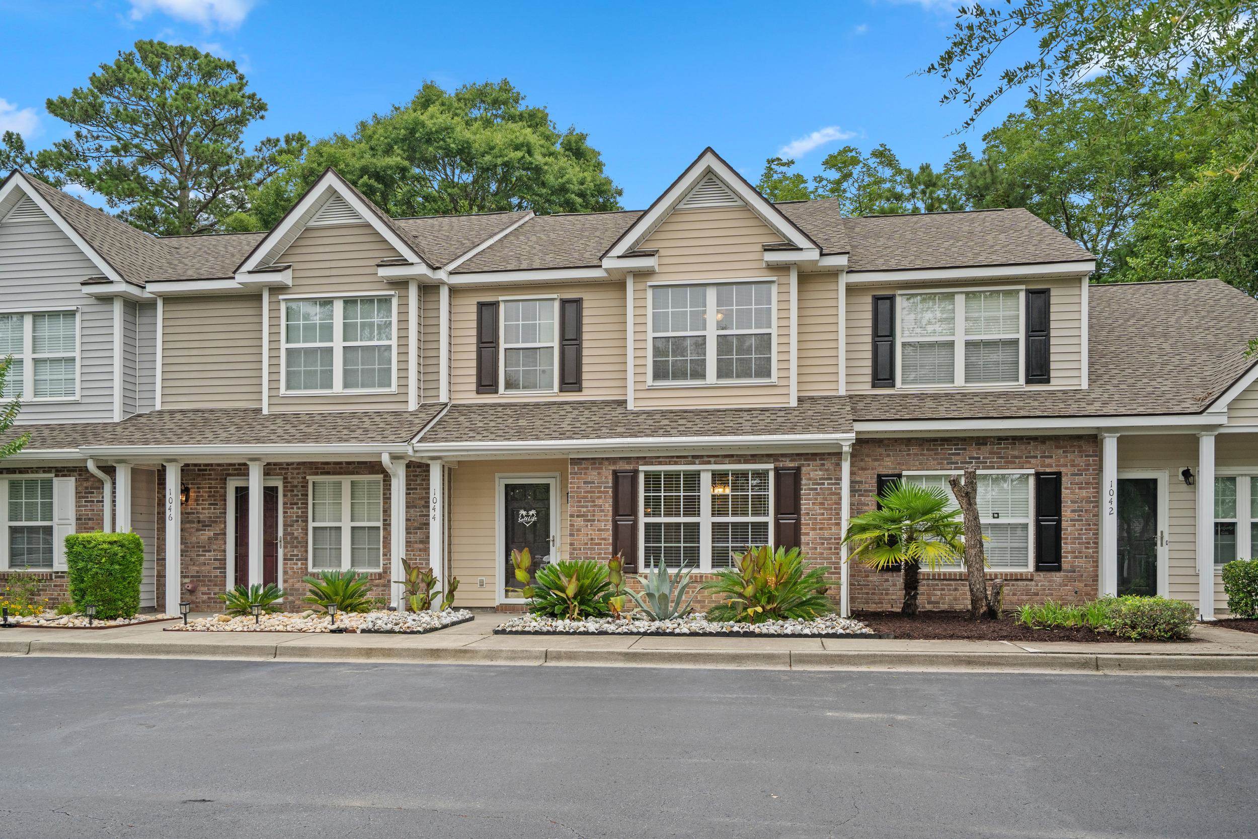 1044 Portico Loop Property Photo 38
