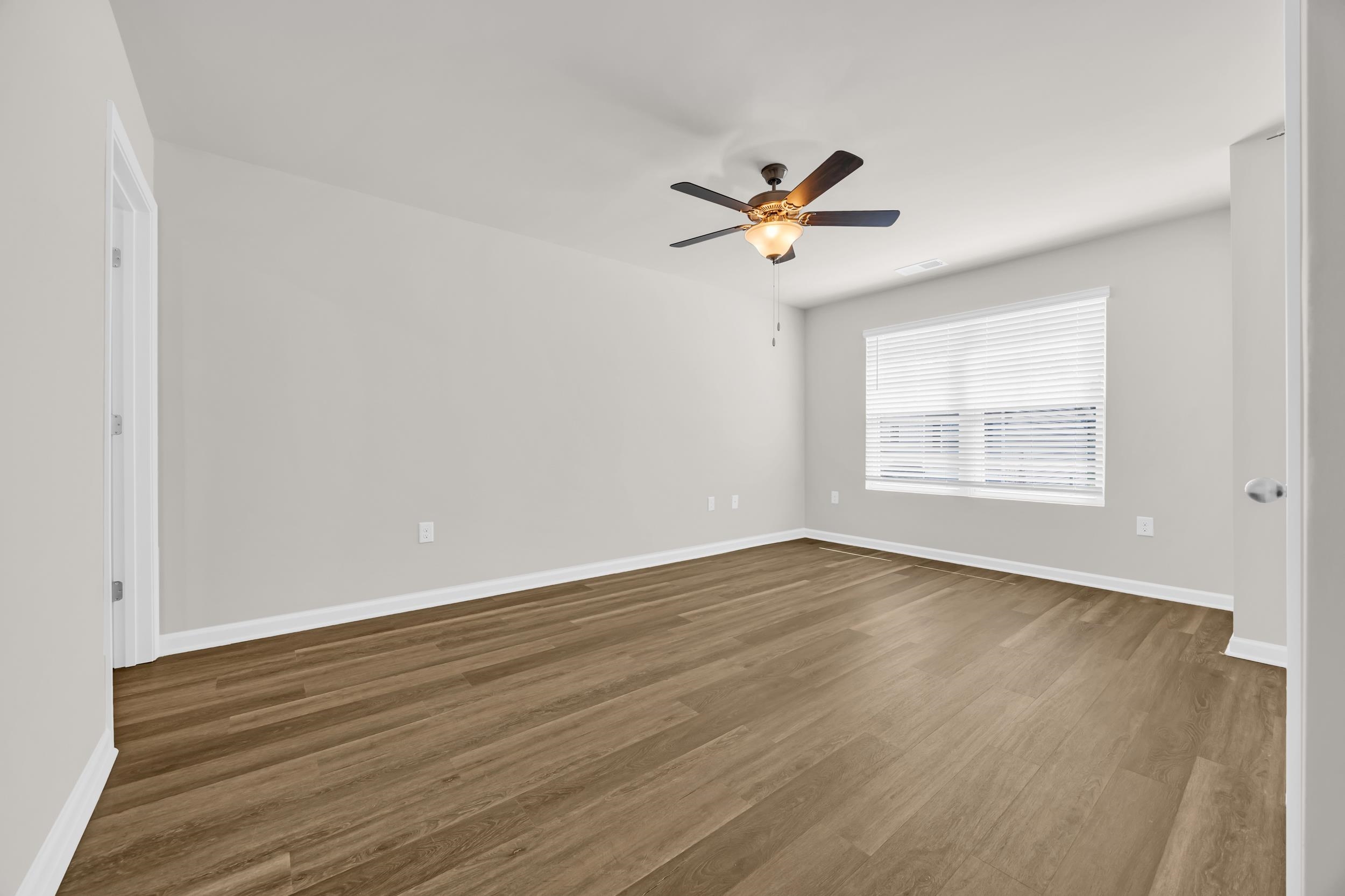 180 Harvest Gold Dr. Property Photo 4