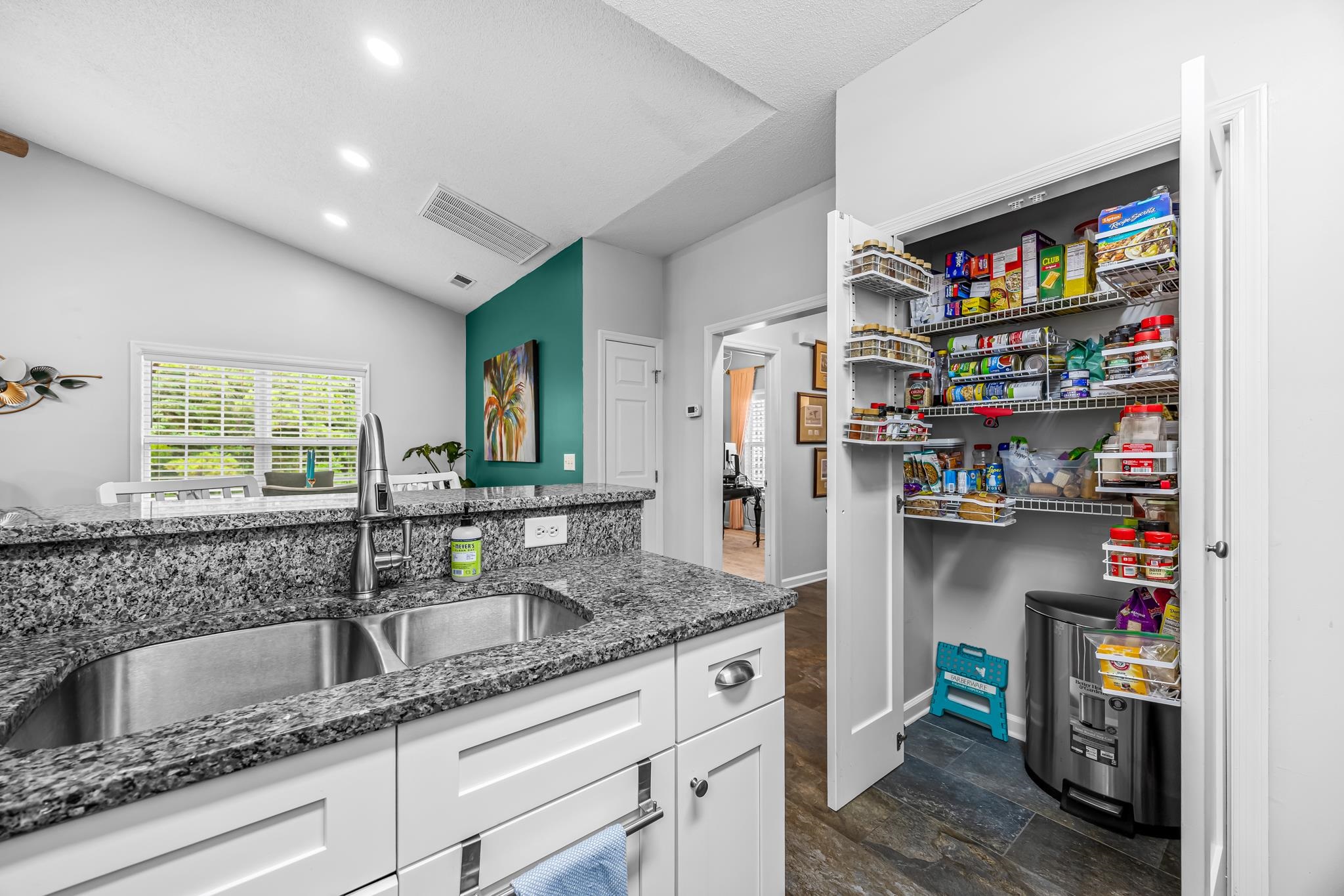 4520 Lighthouse Dr. Property Photo 13