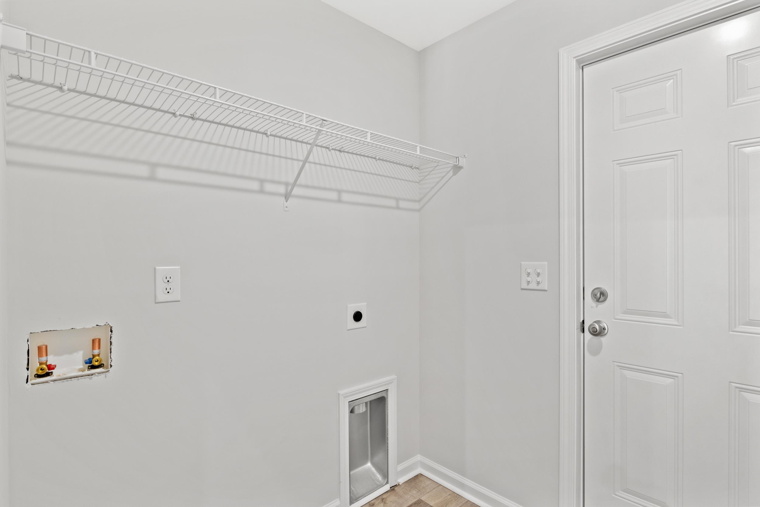 3240 Crooked Brook Dr. Property Photo 14