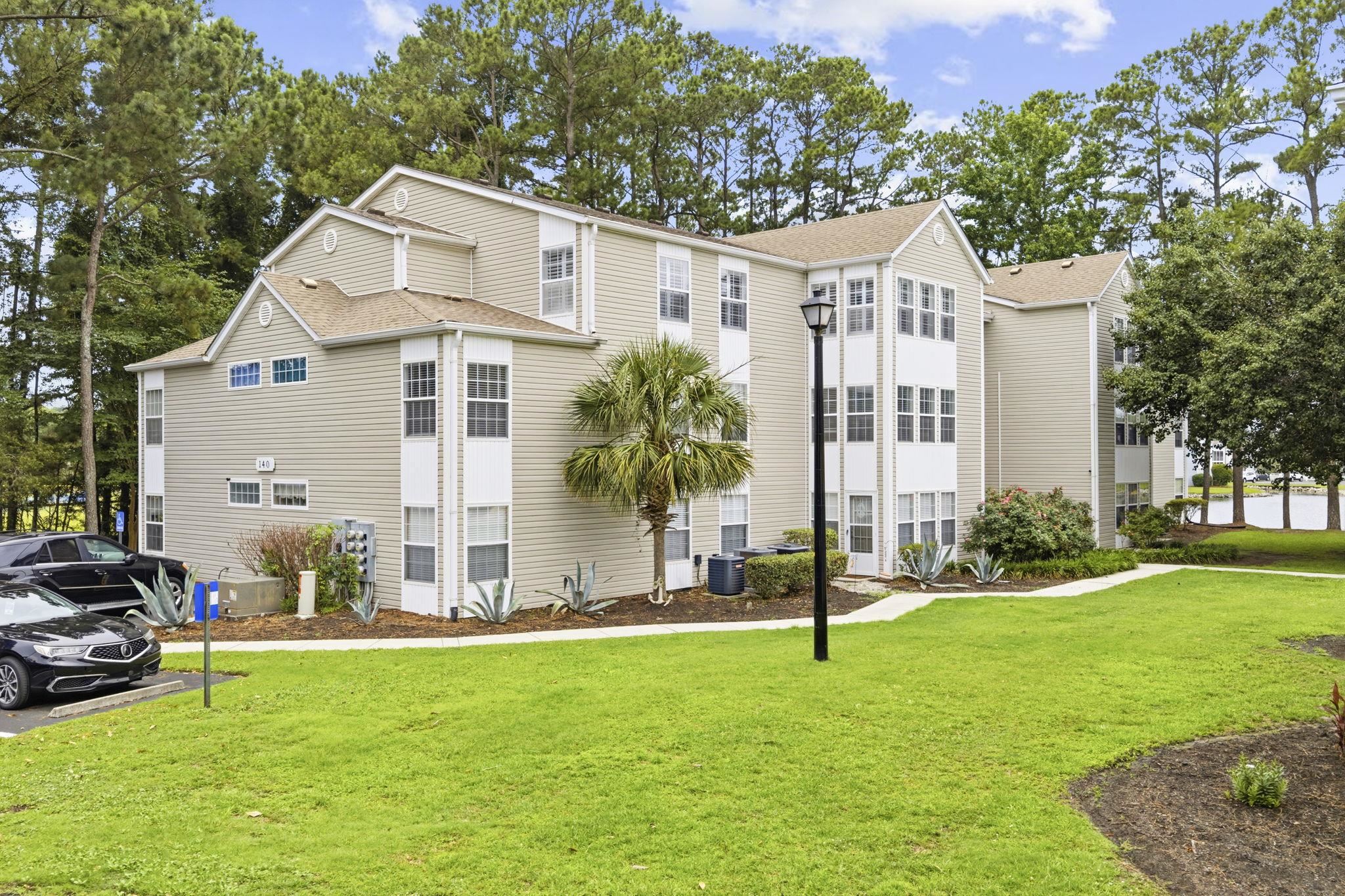 140 Spanish Oak Ct. Property Photo 1