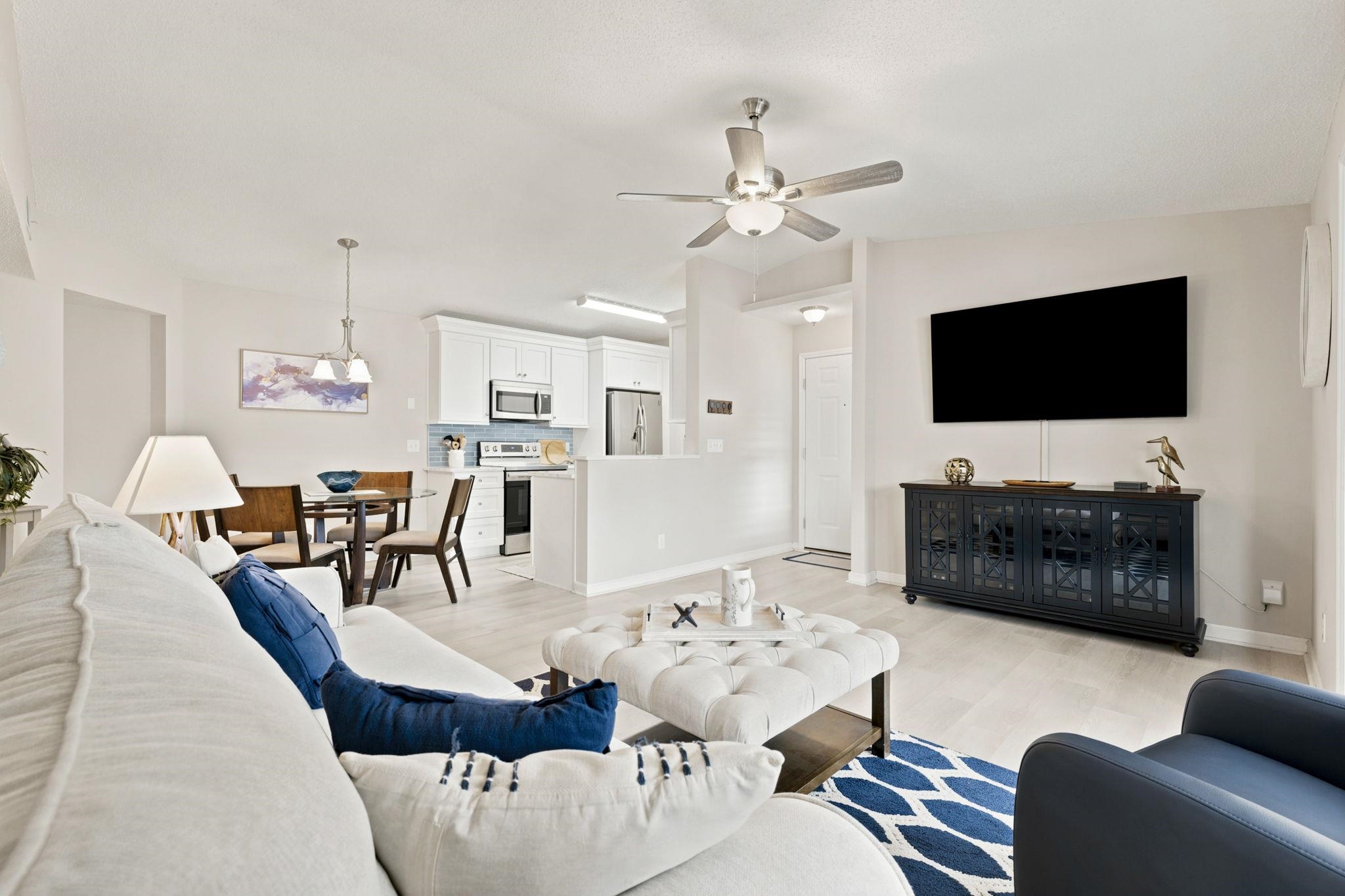 140 Spanish Oak Ct. Property Photo 6
