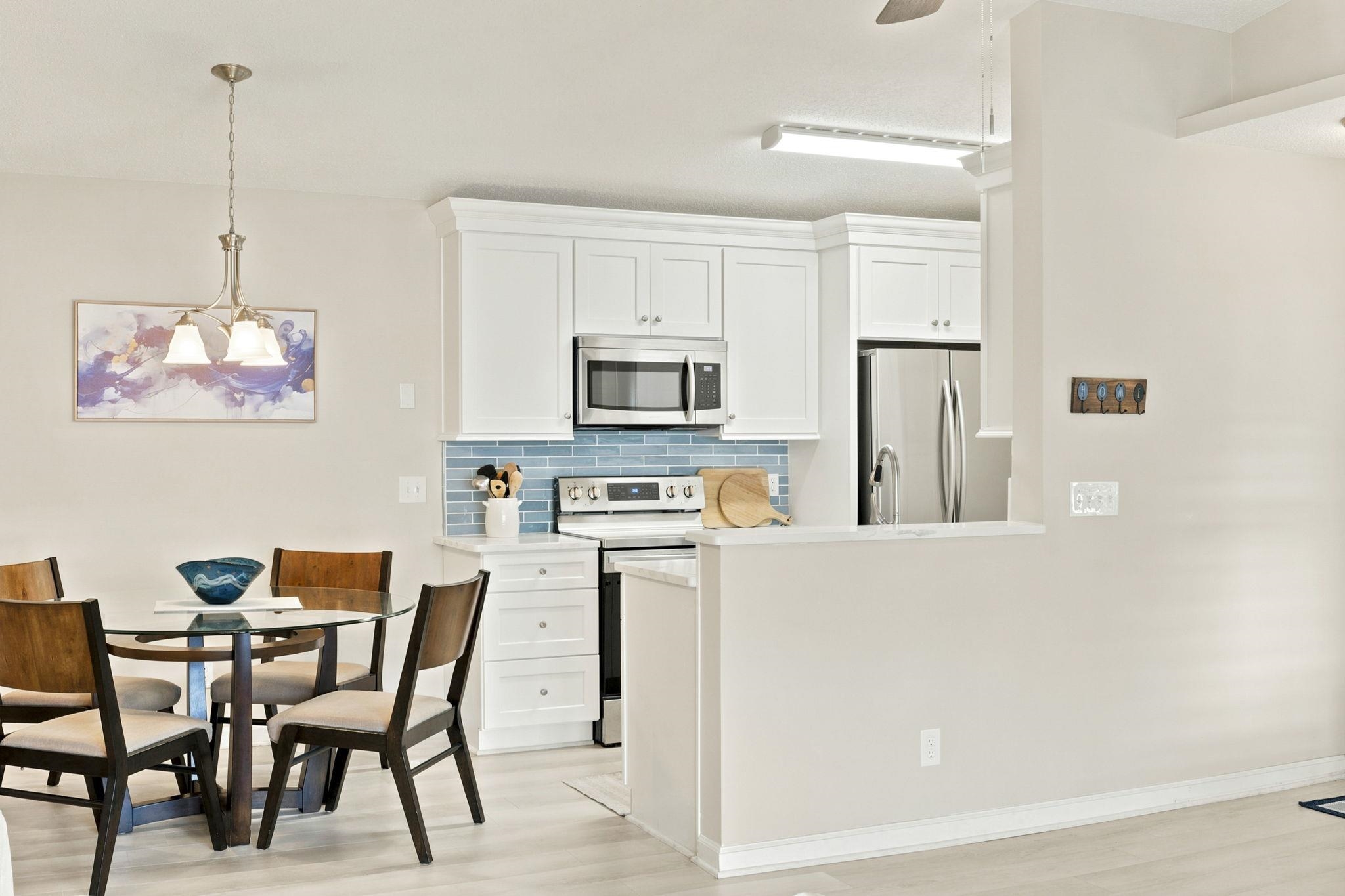 140 Spanish Oak Ct. Property Photo 11