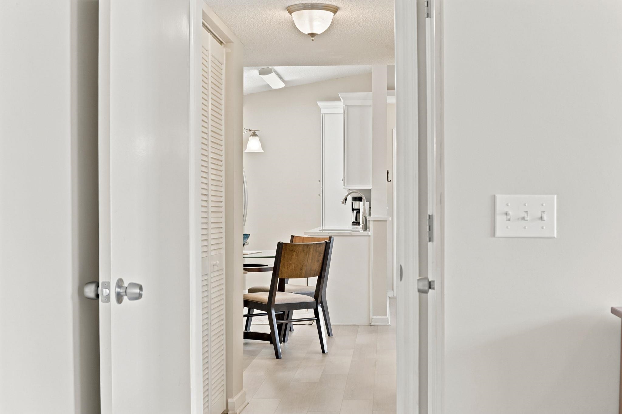 140 Spanish Oak Ct. Property Photo 16