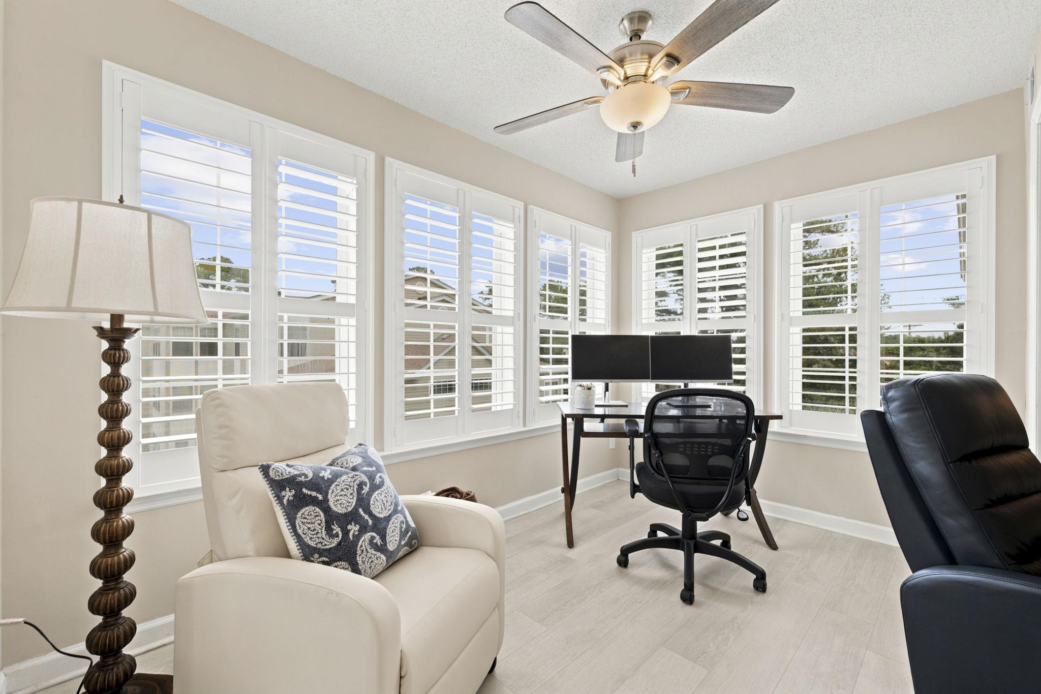 140 Spanish Oak Ct. Property Photo 18