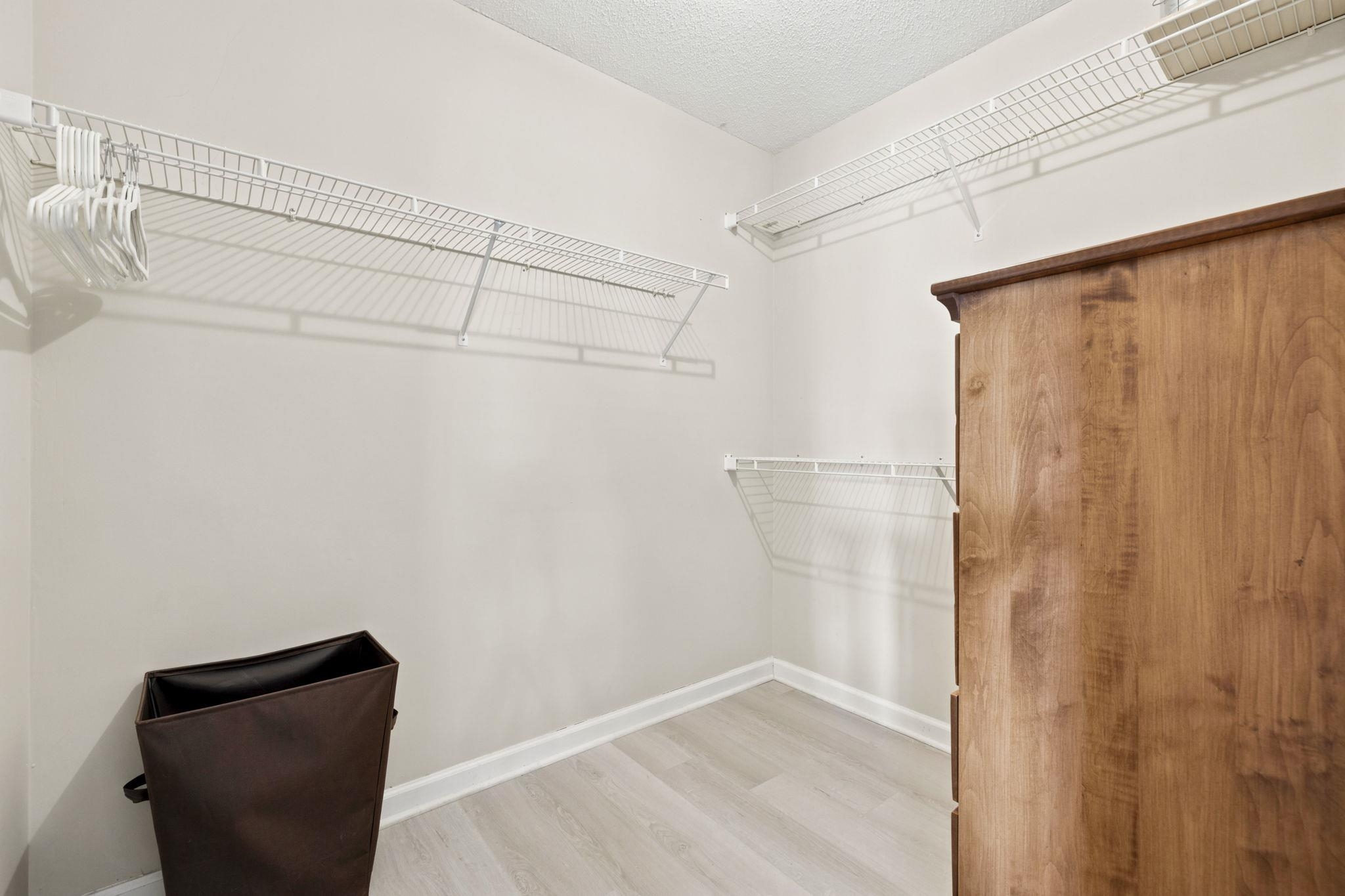 140 Spanish Oak Ct. Property Photo 21
