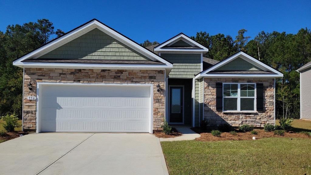956 Ireland Dr. Property Photo 1