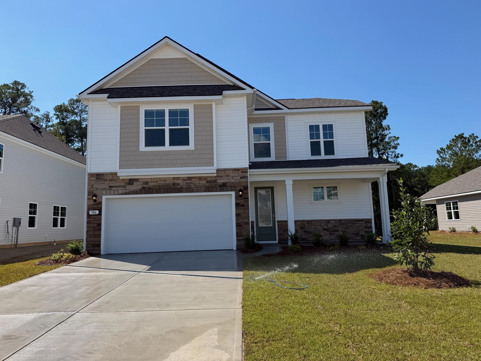 986 Ireland Dr. Property Photo 1
