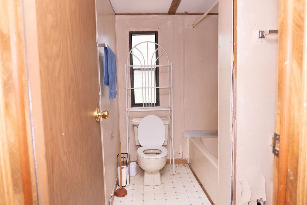 1175 Pond View Dr. Property Photo 15