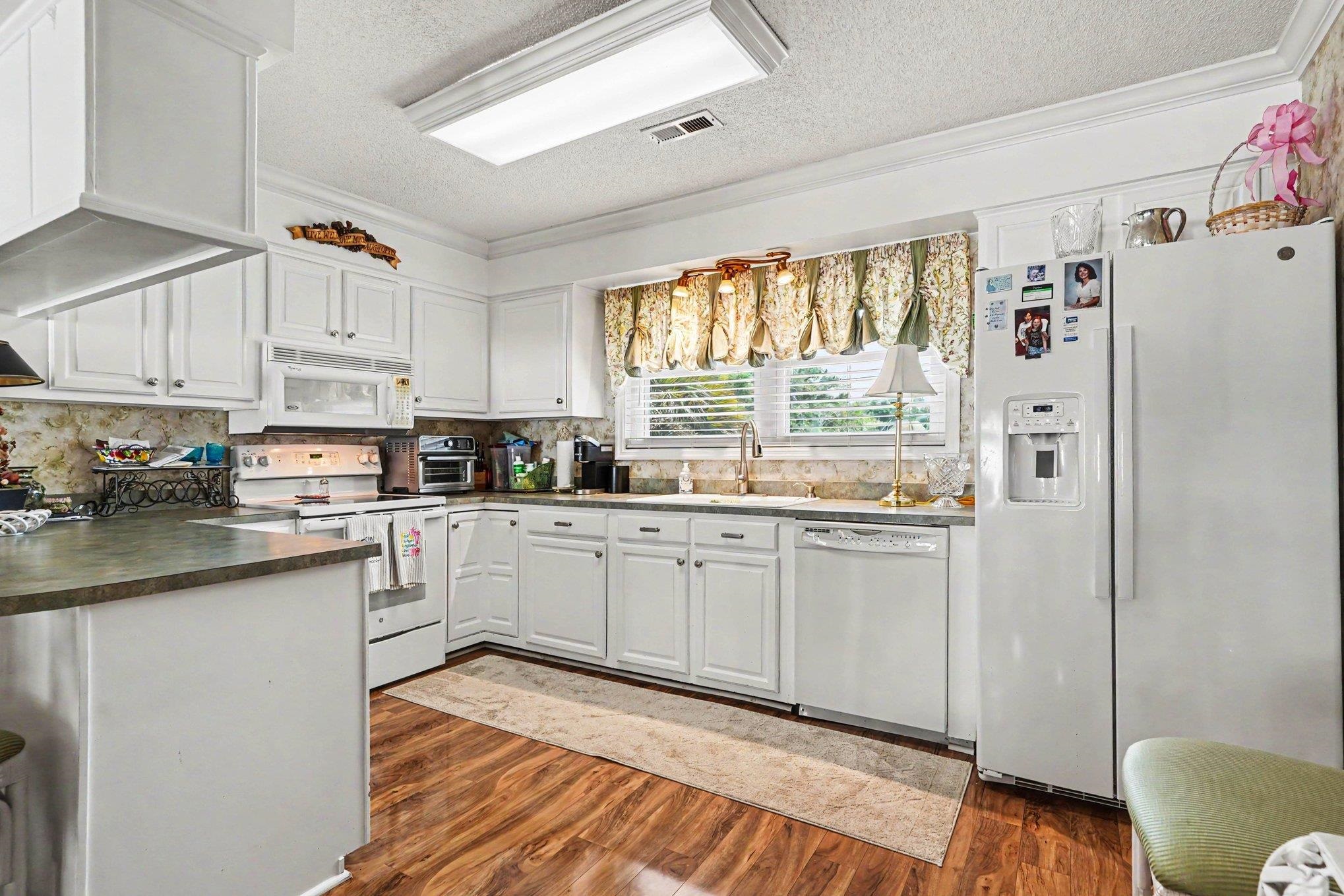 4331 Baldwin Ave. Property Photo 13