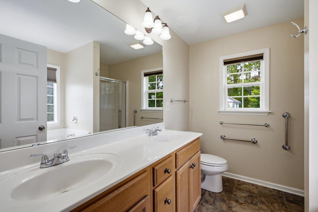 1121 Augustus Dr. Property Photo 18