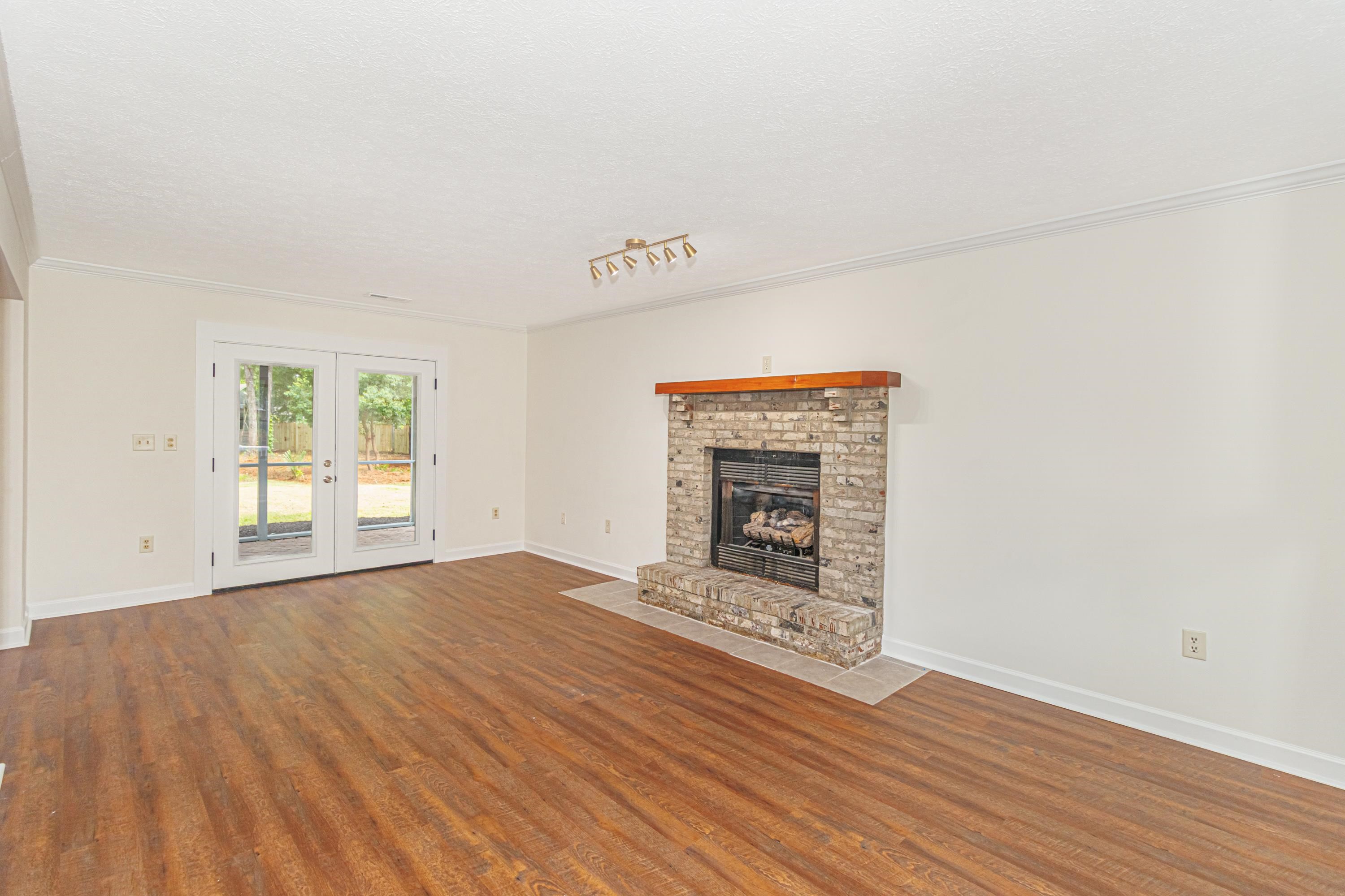 204 Rice Mill Dr. Property Photo 11
