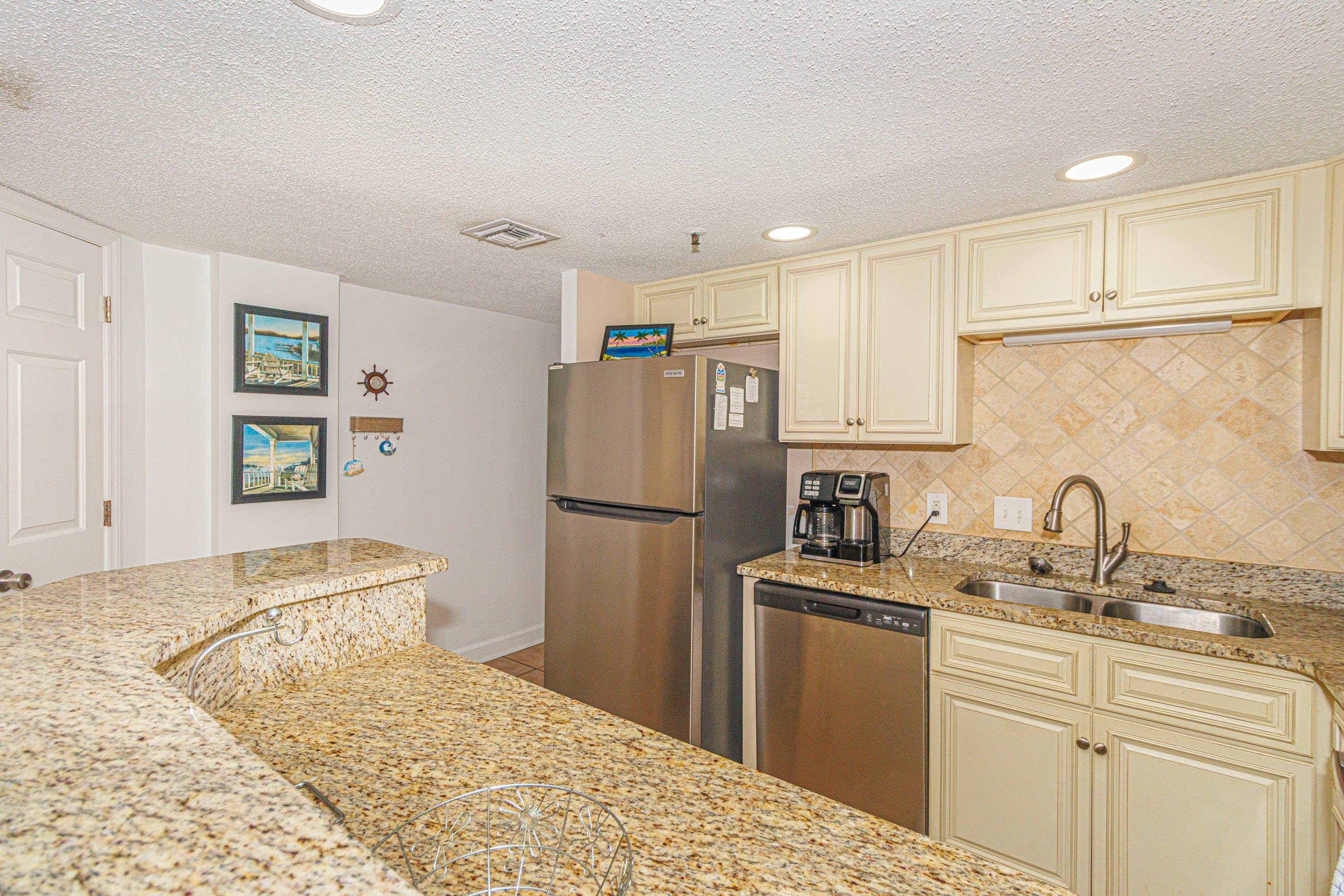 5511 Ocean Blvd. N Property Photo 14