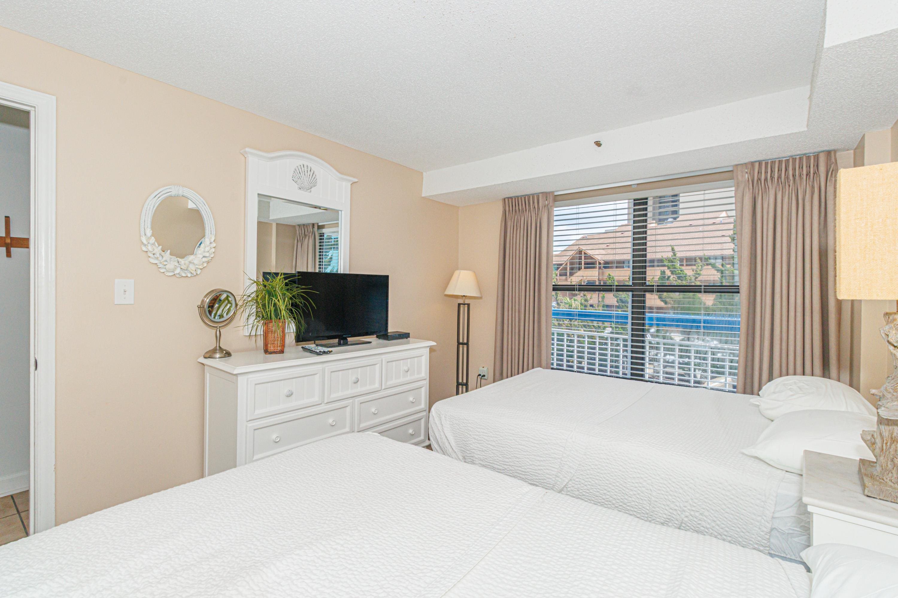 5511 Ocean Blvd. N Property Photo 19