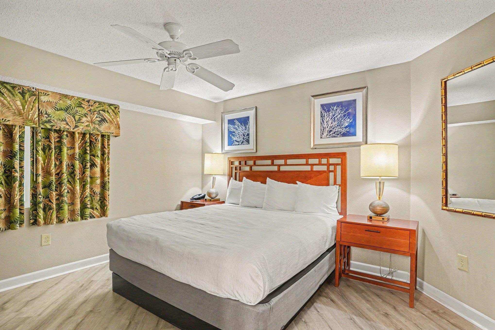 5200 N Ocean Blvd. Property Photo 11