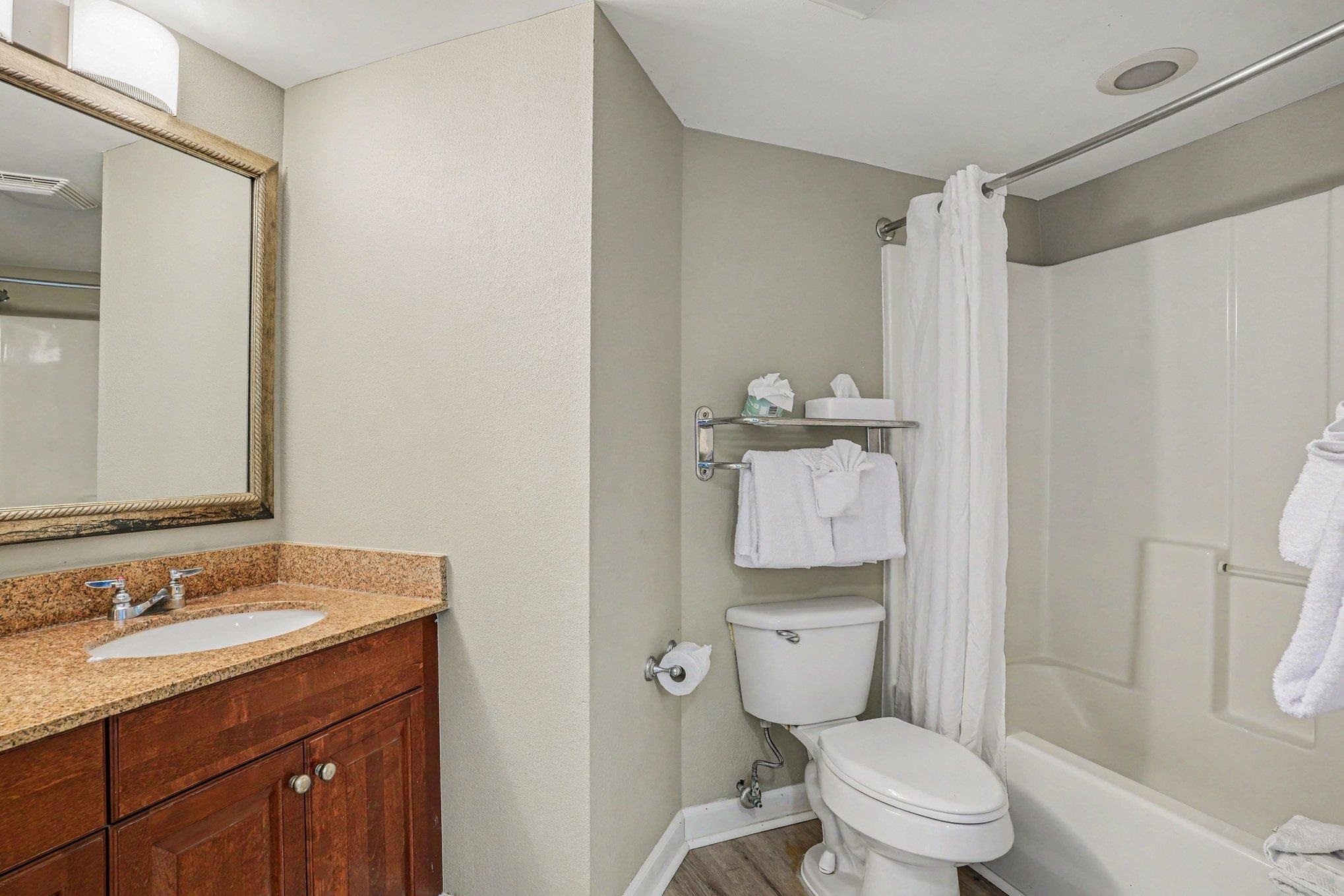 5200 N Ocean Blvd. Property Photo 16
