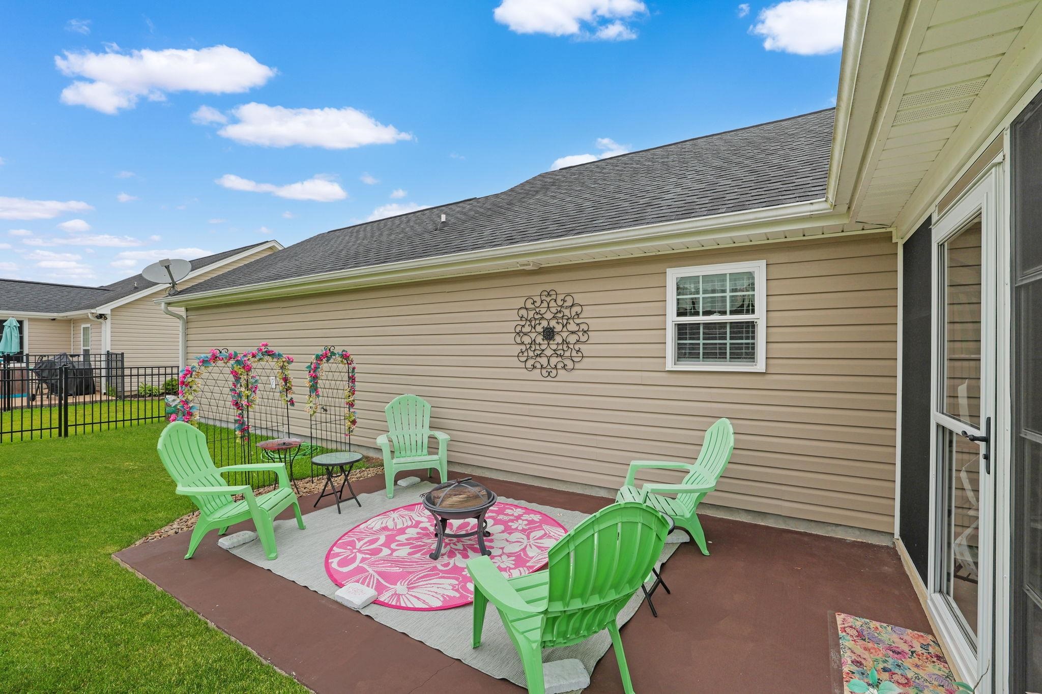 469 Oakham Dr. Property Photo 25