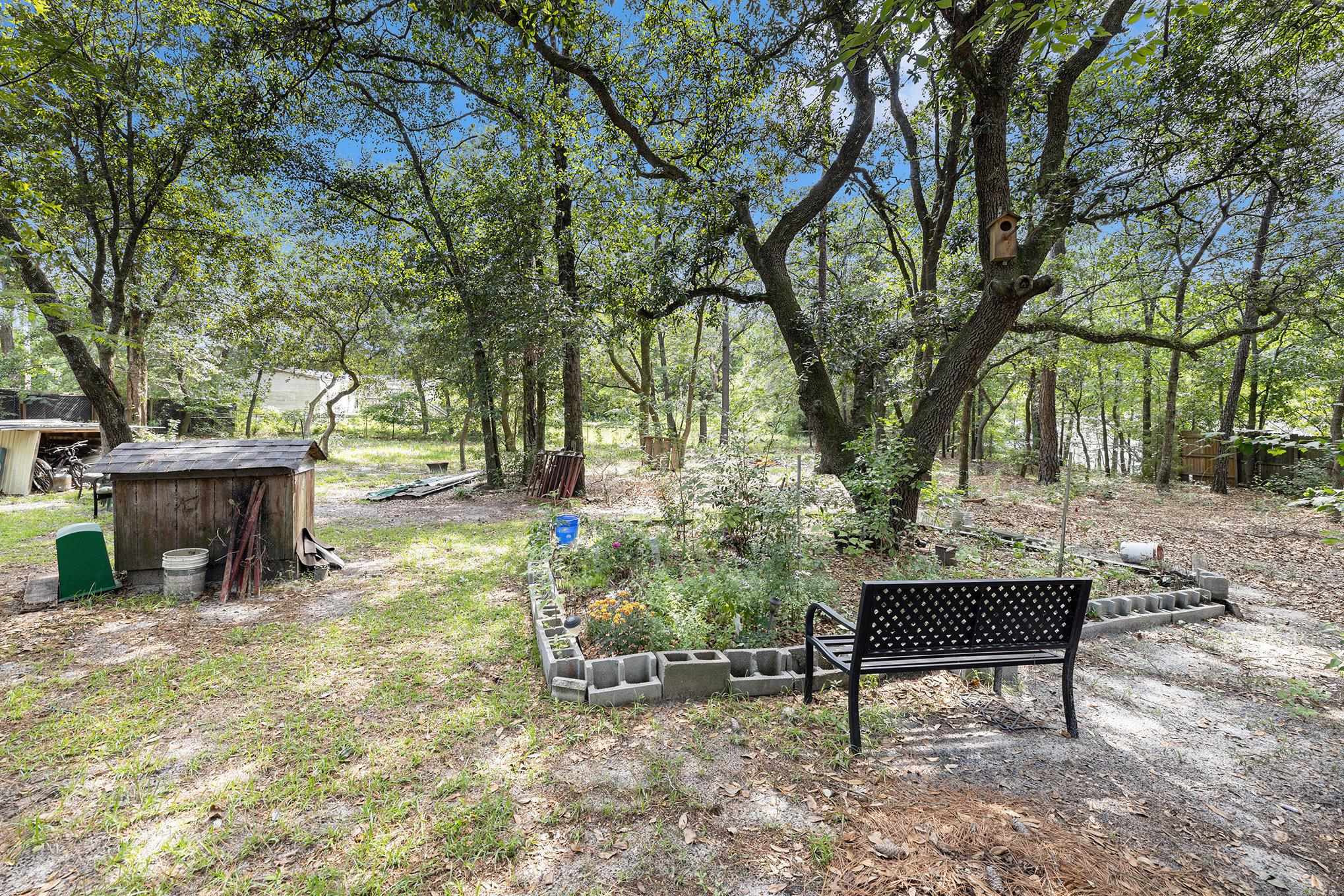 1017 Franks Ln. Property Photo 16