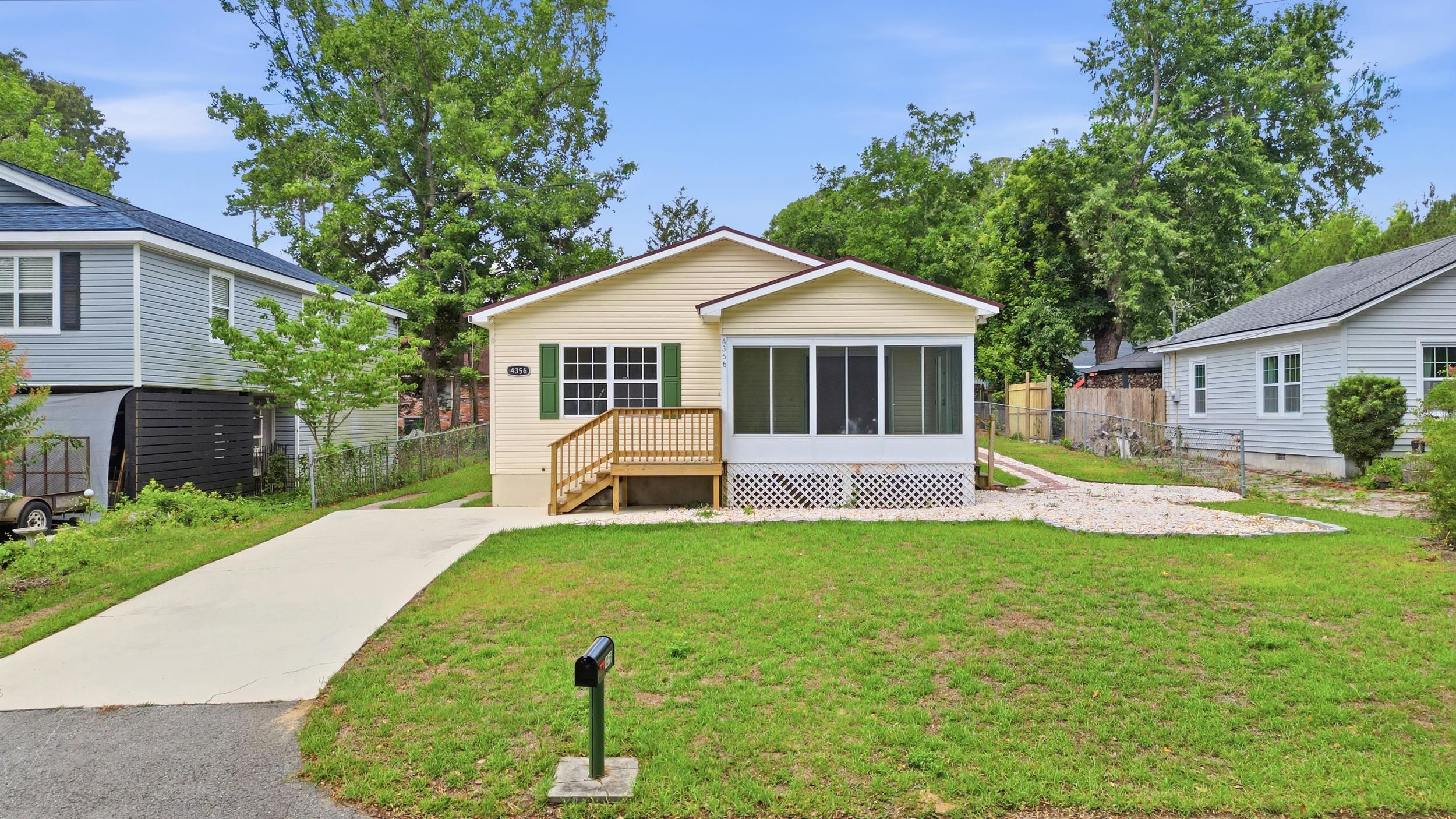 4356 Bayshore Dr. Property Photo 1