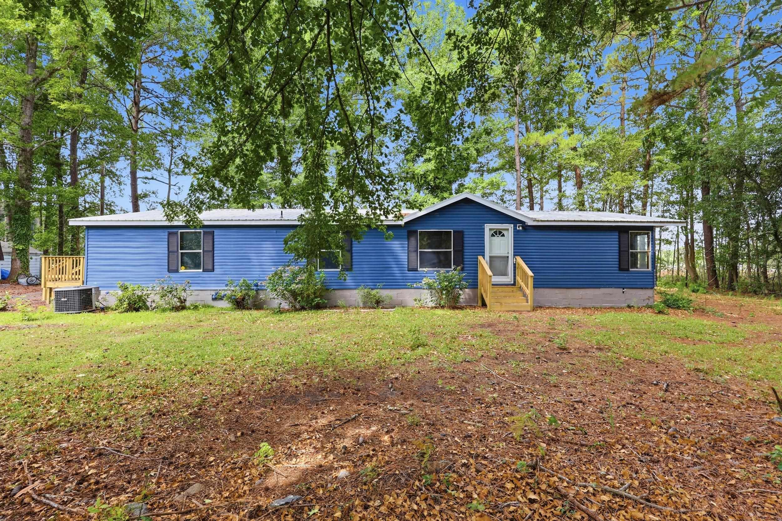1922 N Twisted Oak Dr. Property Photo 1