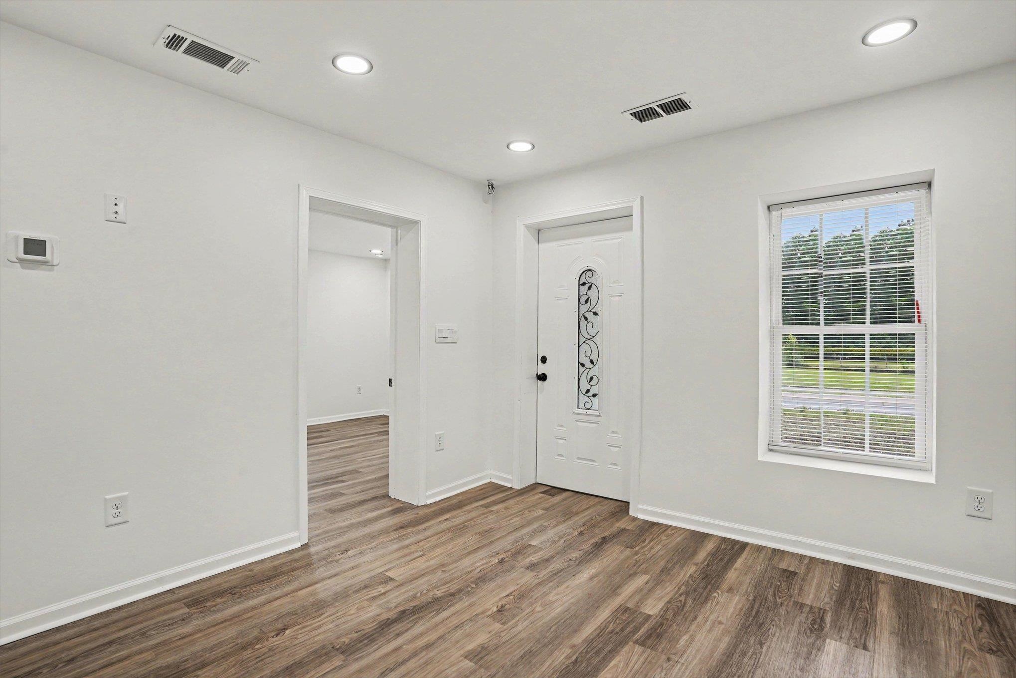 3427 Church St. Property Photo 3