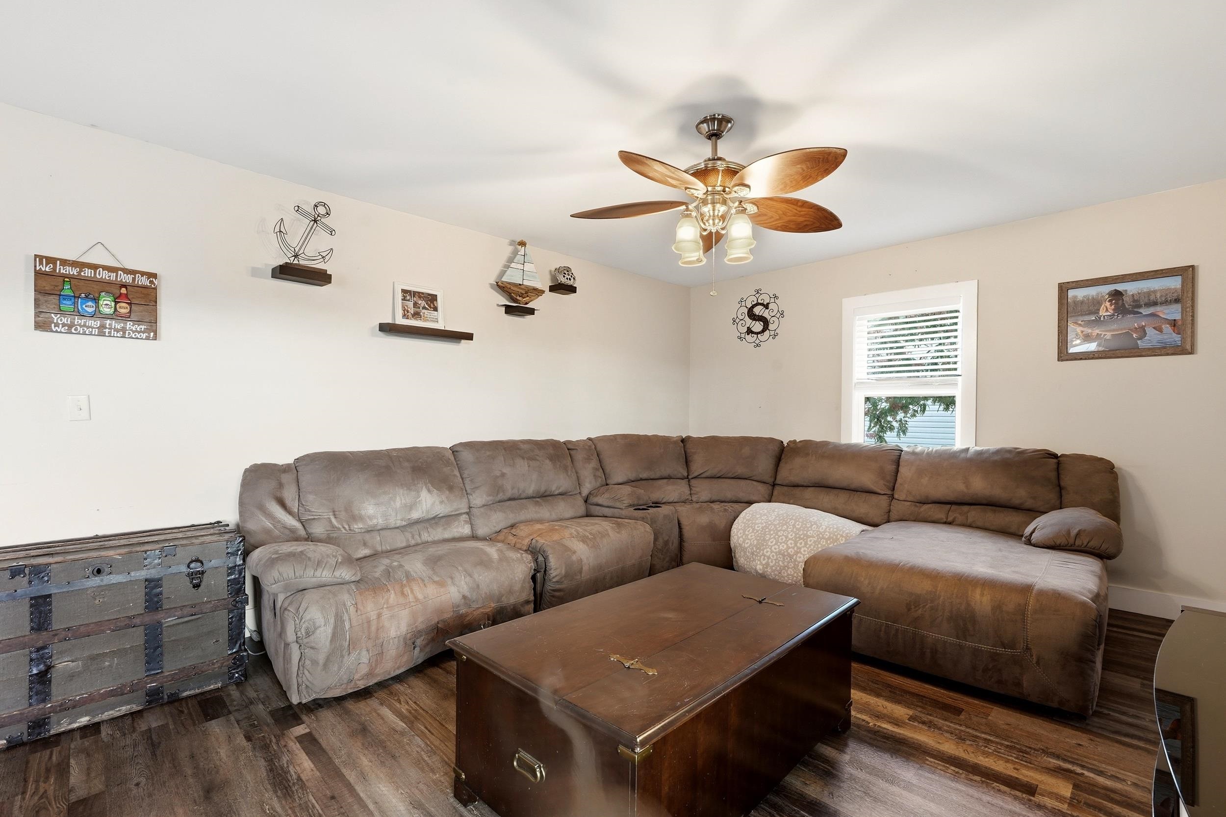 522 Lake Park Dr. Property Photo 6