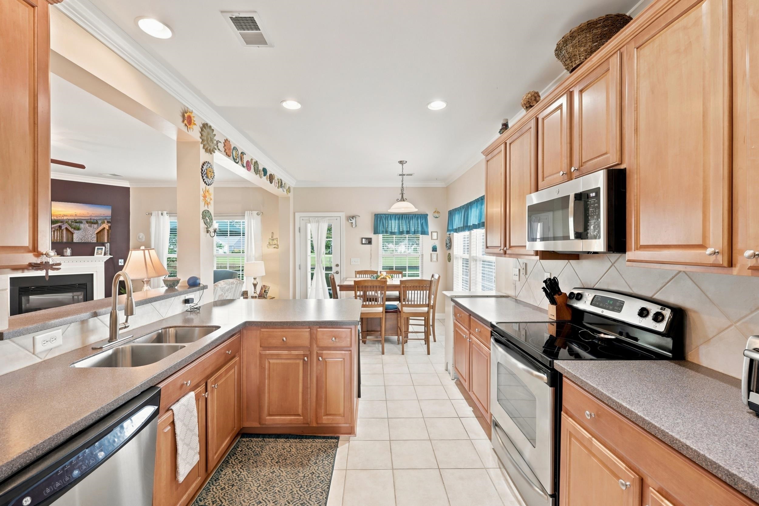 148 Glenmoor Dr. Property Photo 8