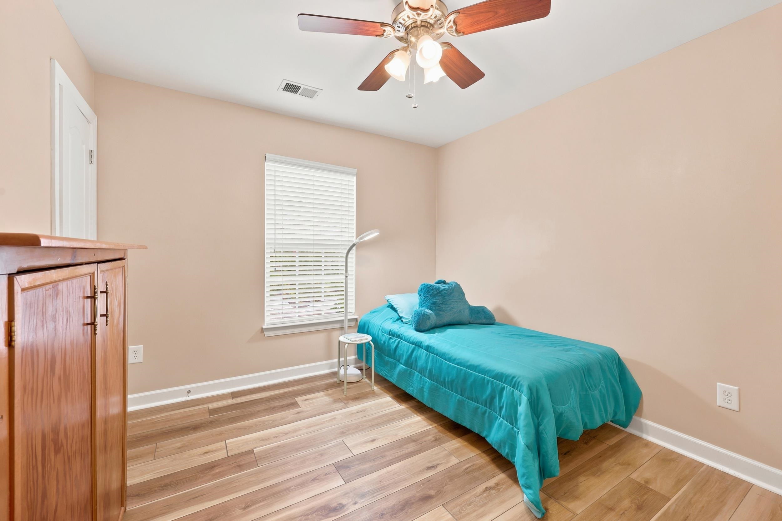 148 Glenmoor Dr. Property Photo 22