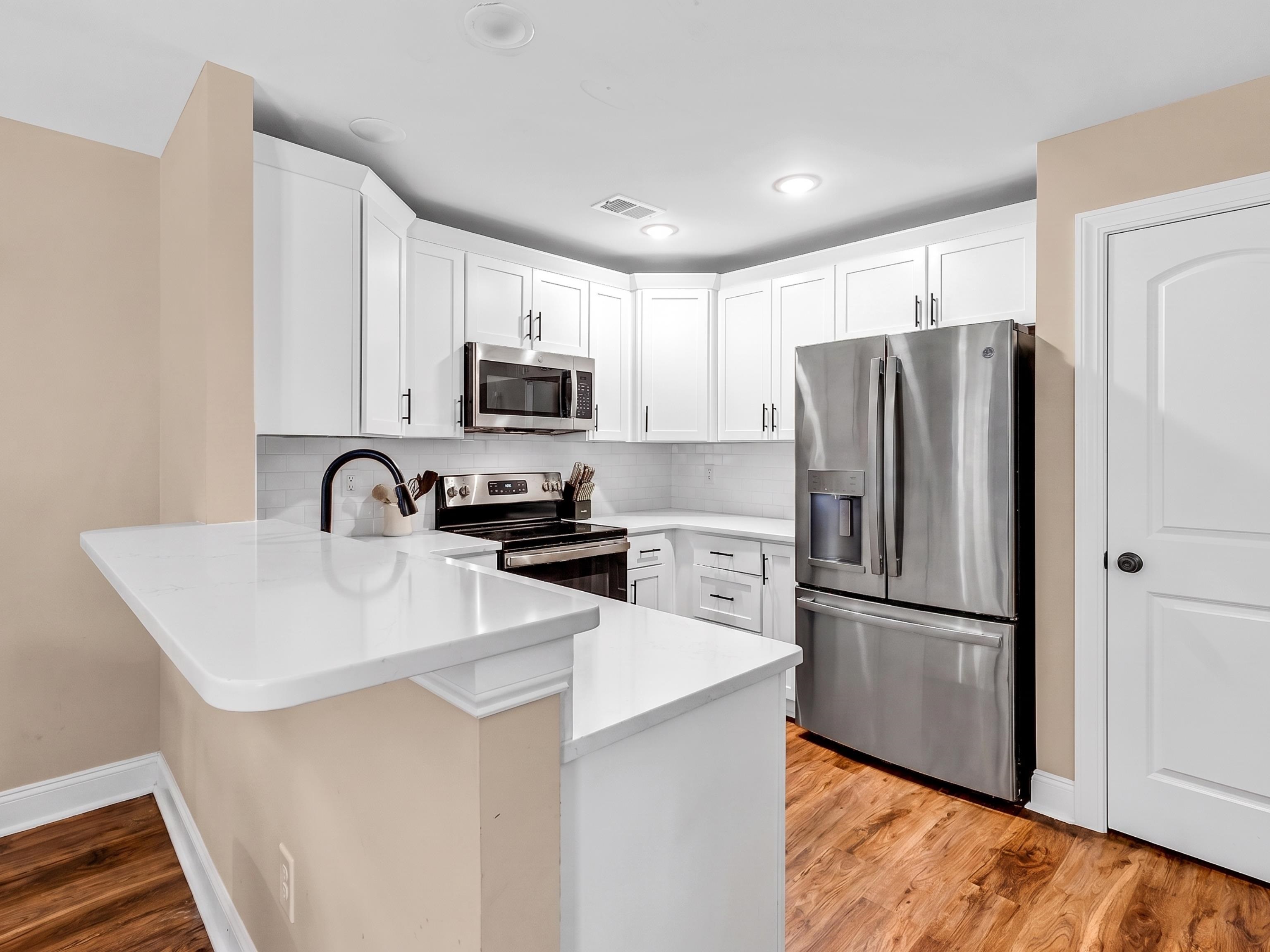 581 Bend Ave. Property Photo 30