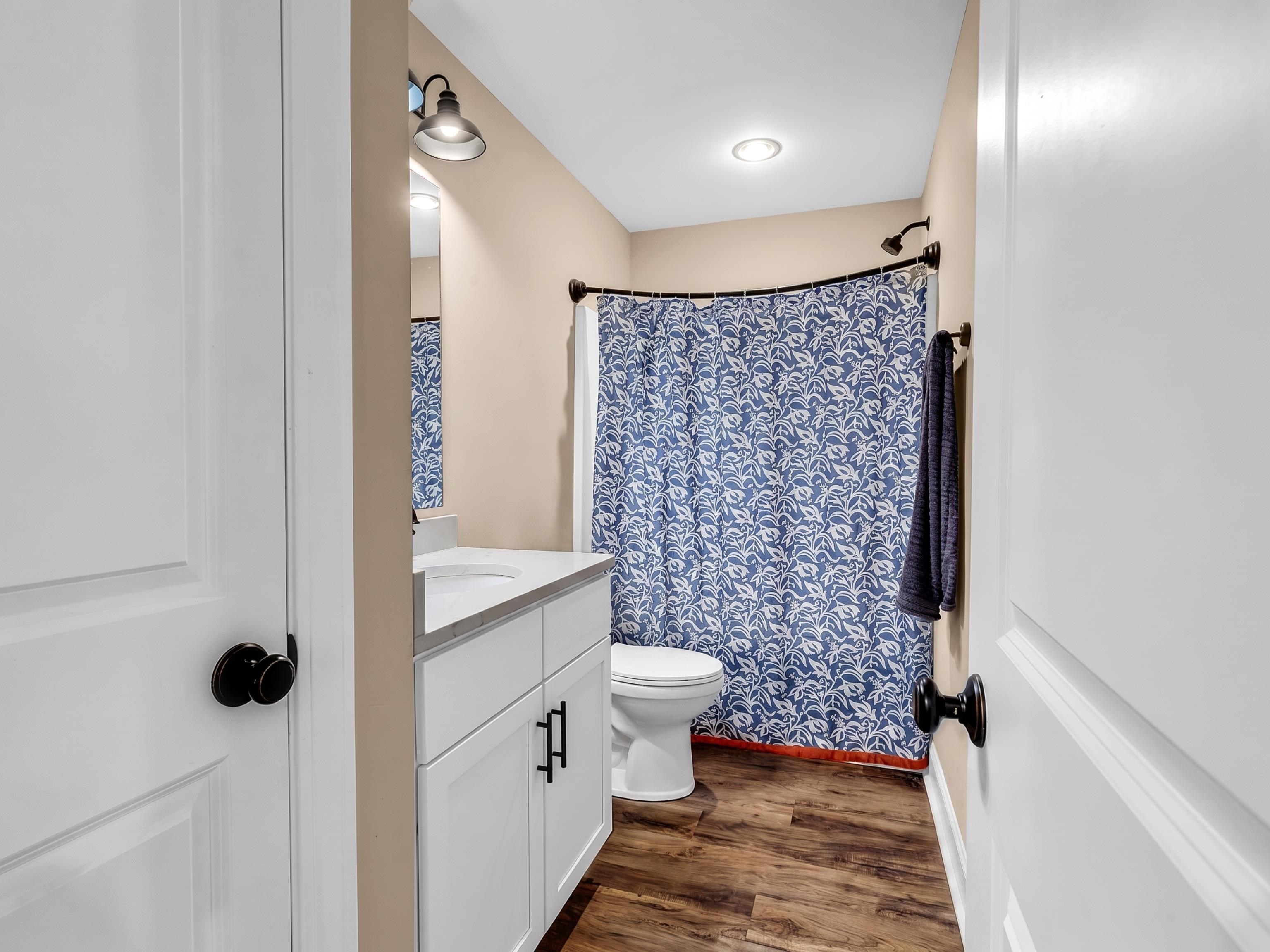 581 Bend Ave. Property Photo 32