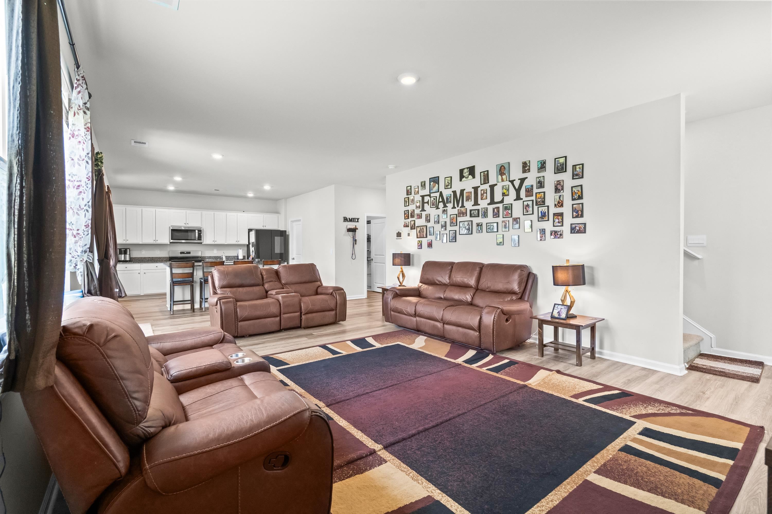 304 Picnic Basket Pl. Property Photo 15