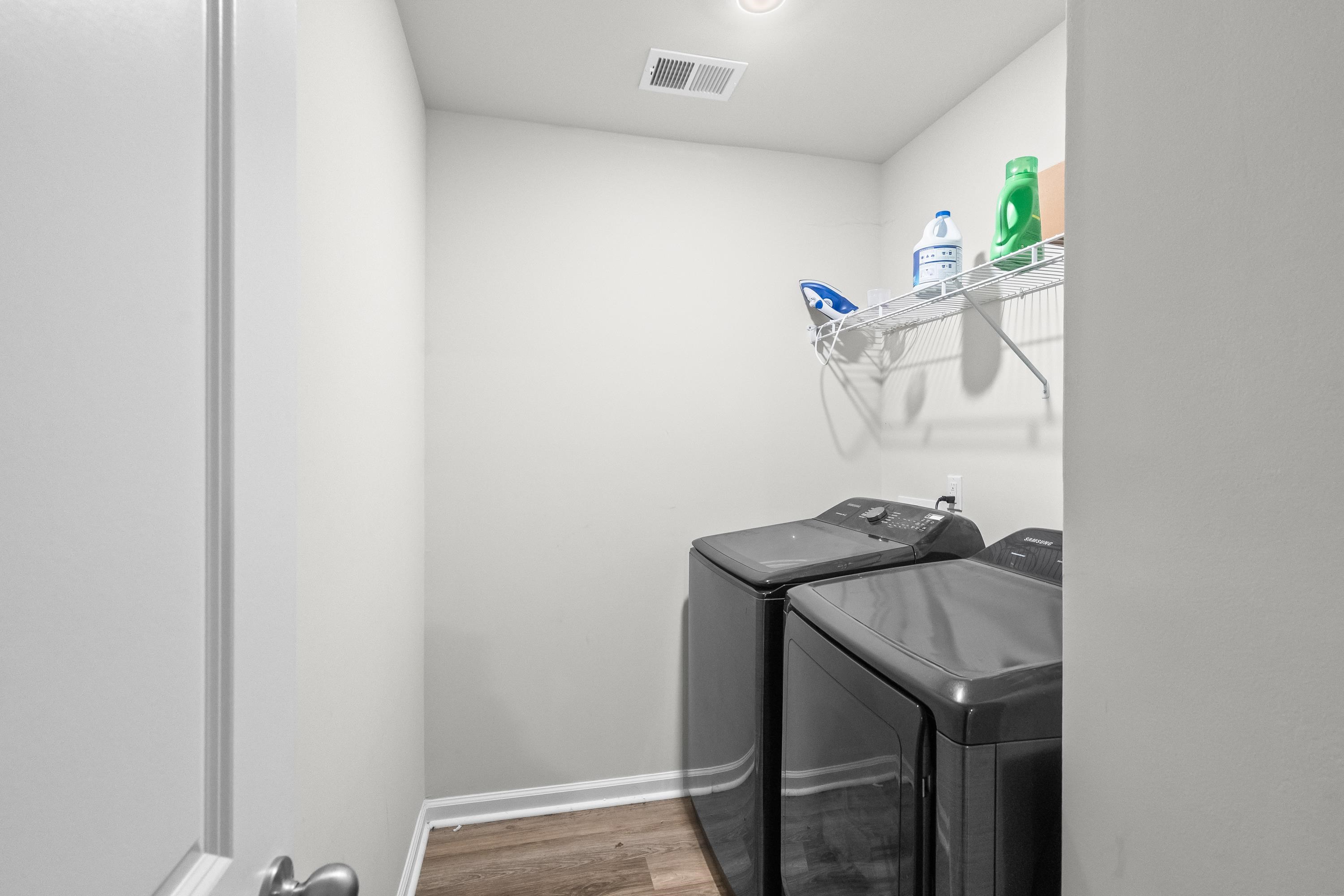 304 Picnic Basket Pl. Property Photo 25
