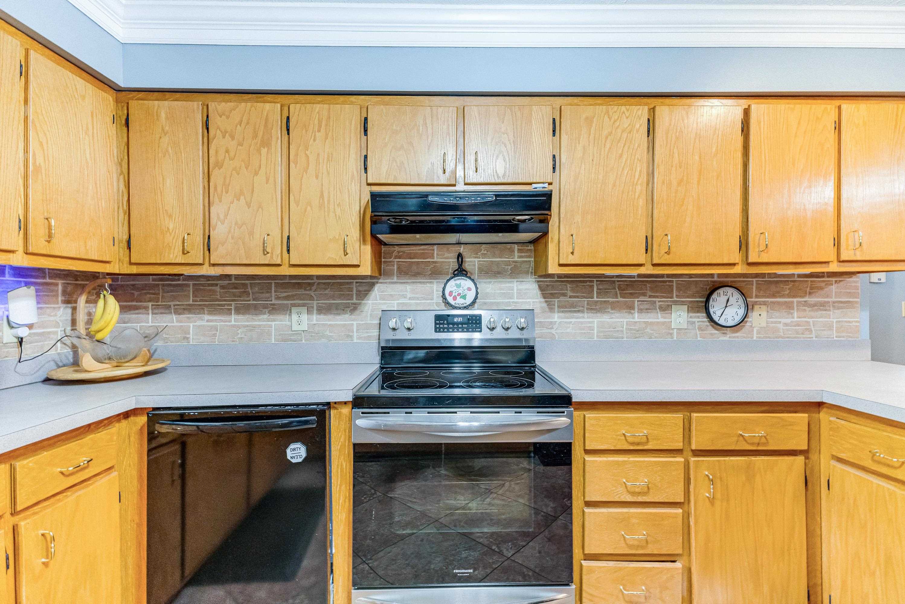 5 Topsail Ct. Property Photo 12
