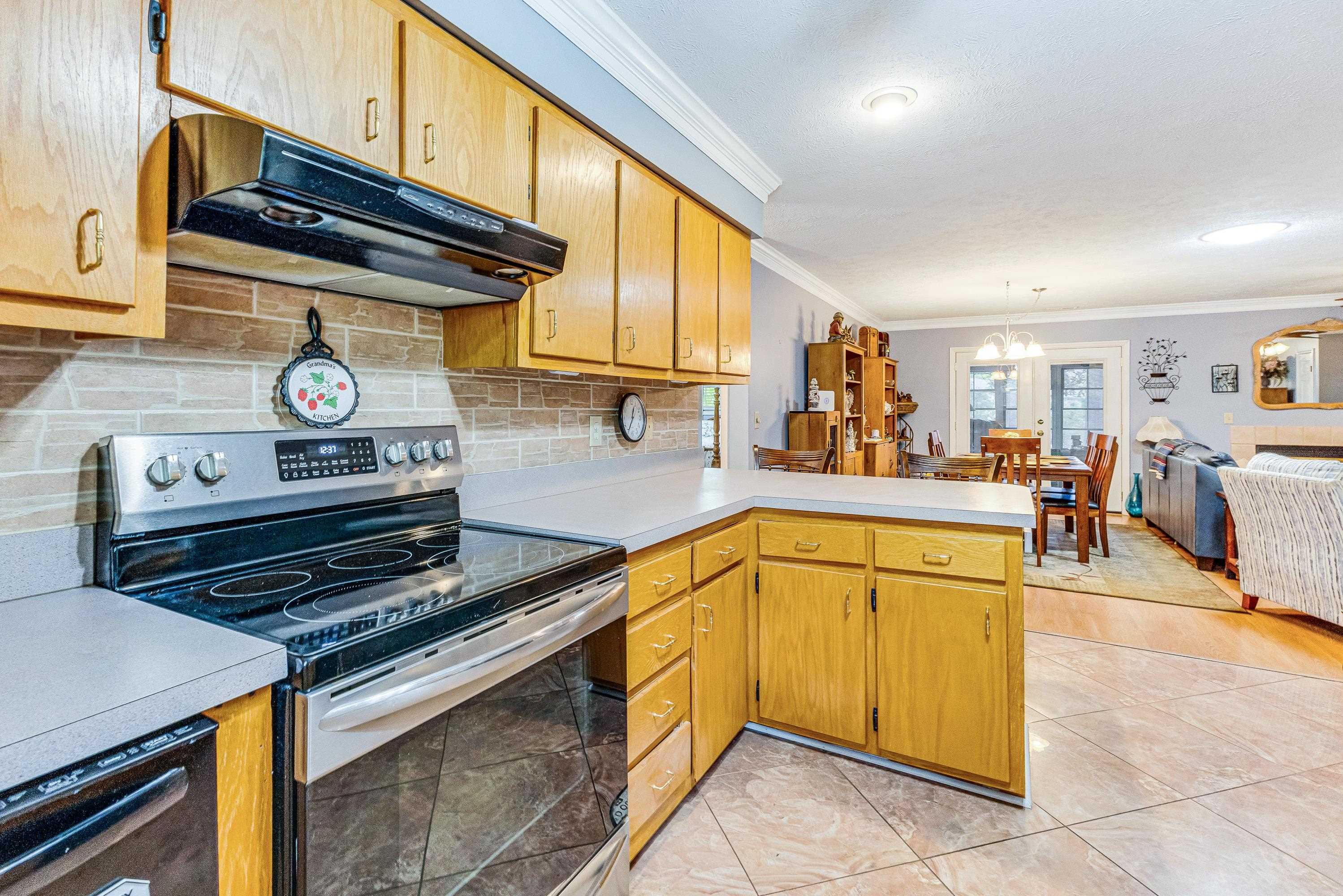 5 Topsail Ct. Property Photo 14