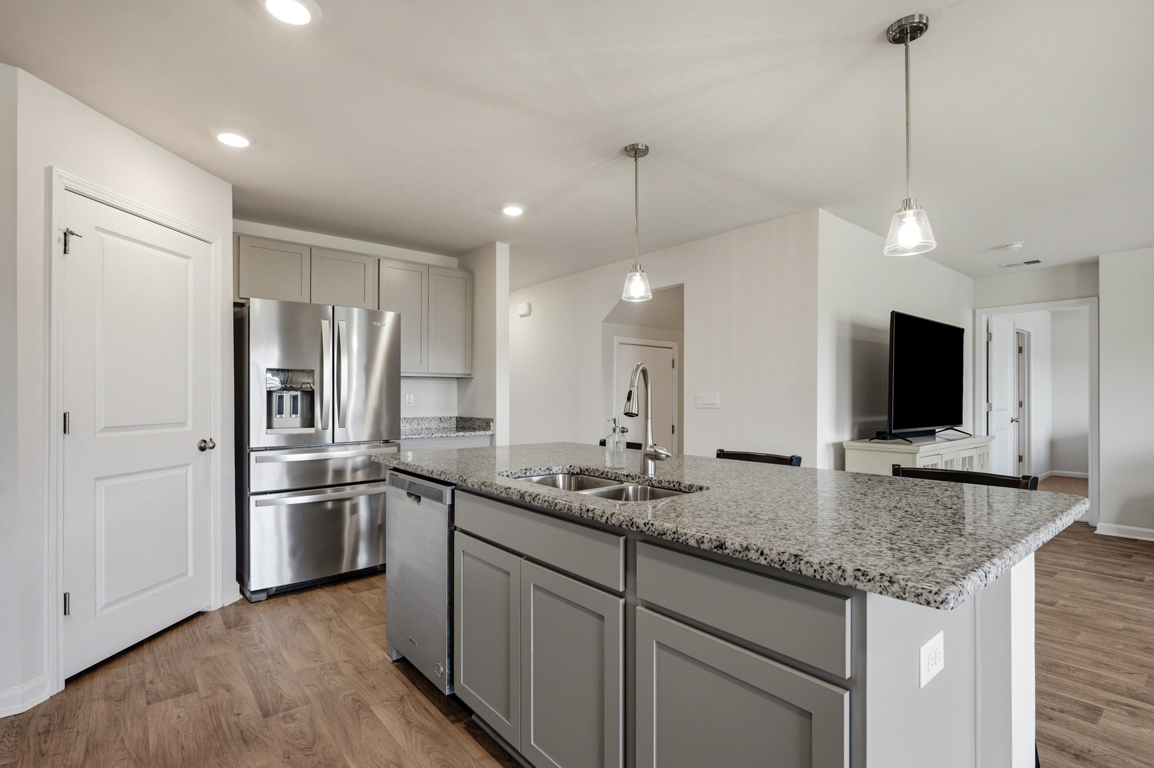 516 Combine Dr. Property Photo 4