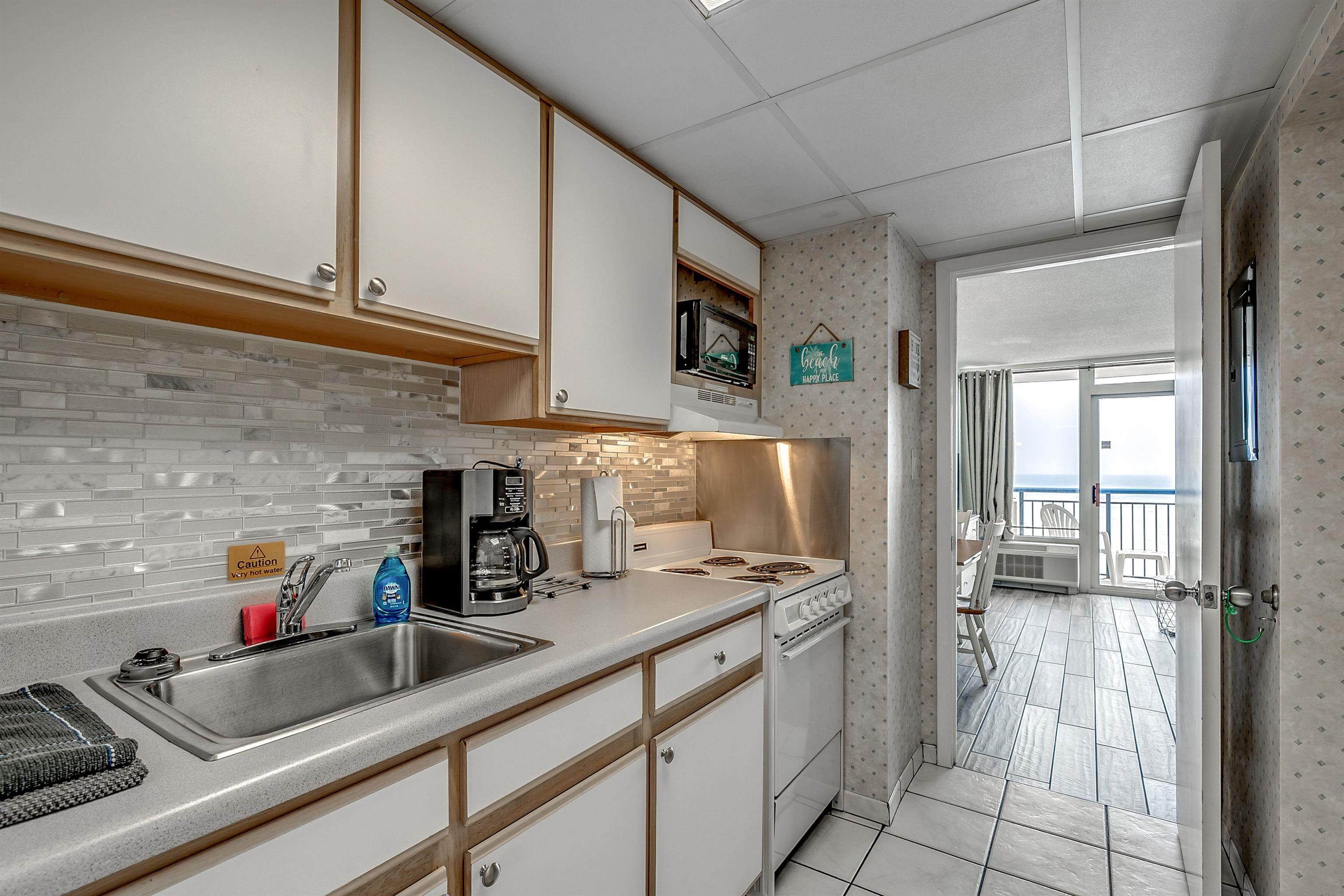 2300 N Ocean Blvd. Property Photo 6