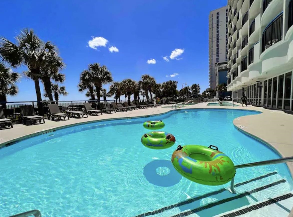 2300 N Ocean Blvd. Property Photo 18