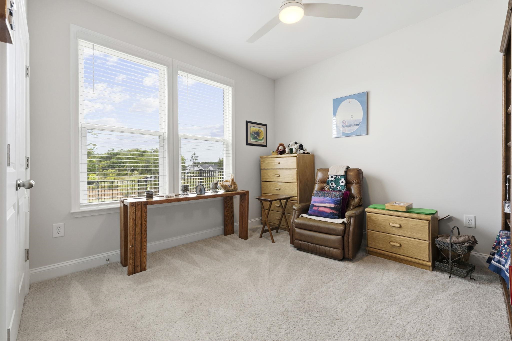 1345 Crested Iris Way Property Photo 32